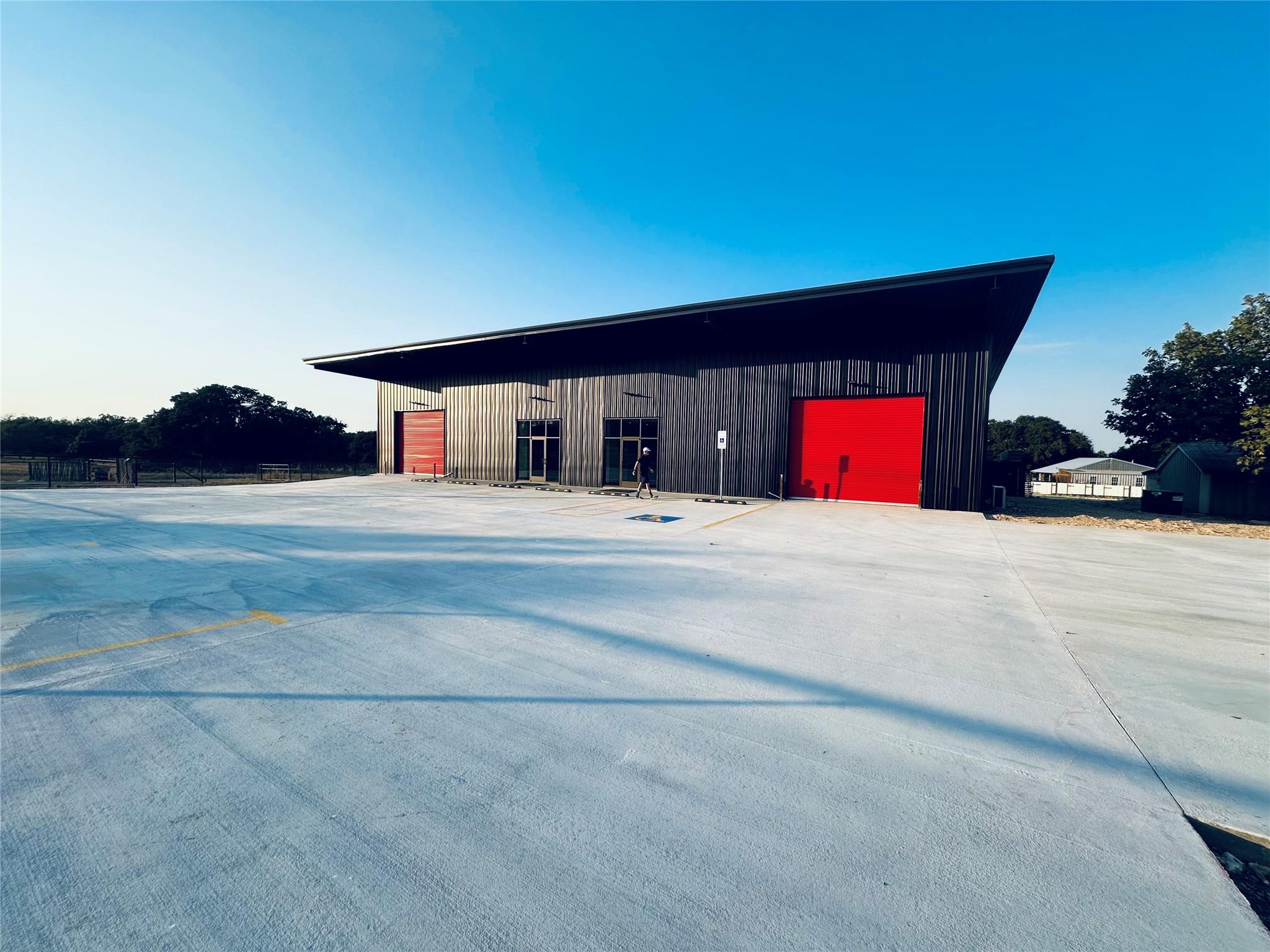 4272 FM 2484 # B, Salado, TX 76571