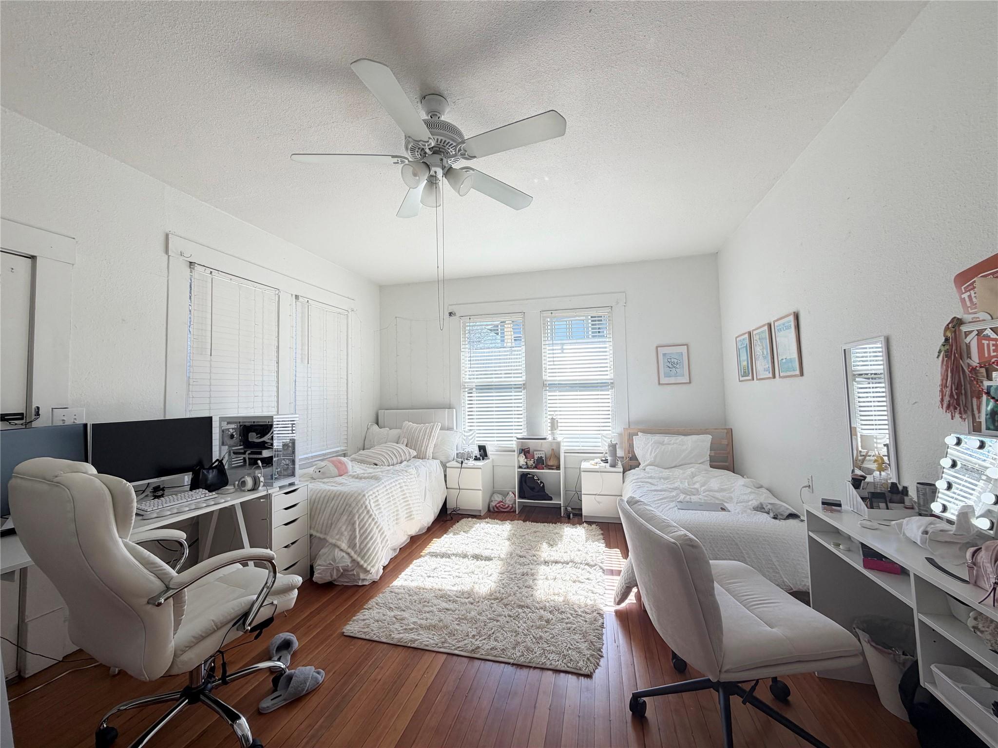 407 W 35th St # A, Austin, TX 78705