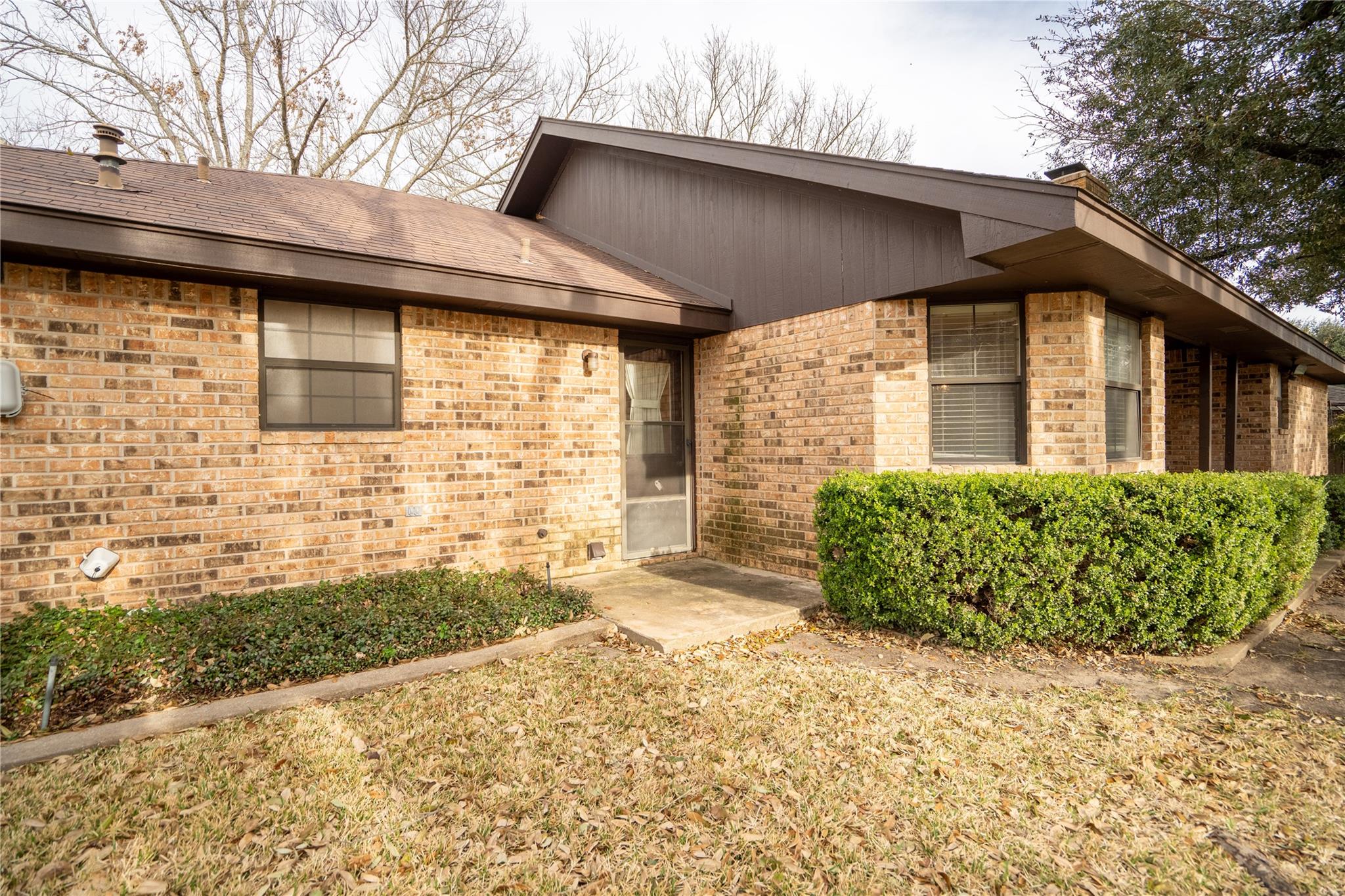 3005 Davis St, Taylor, TX 76574