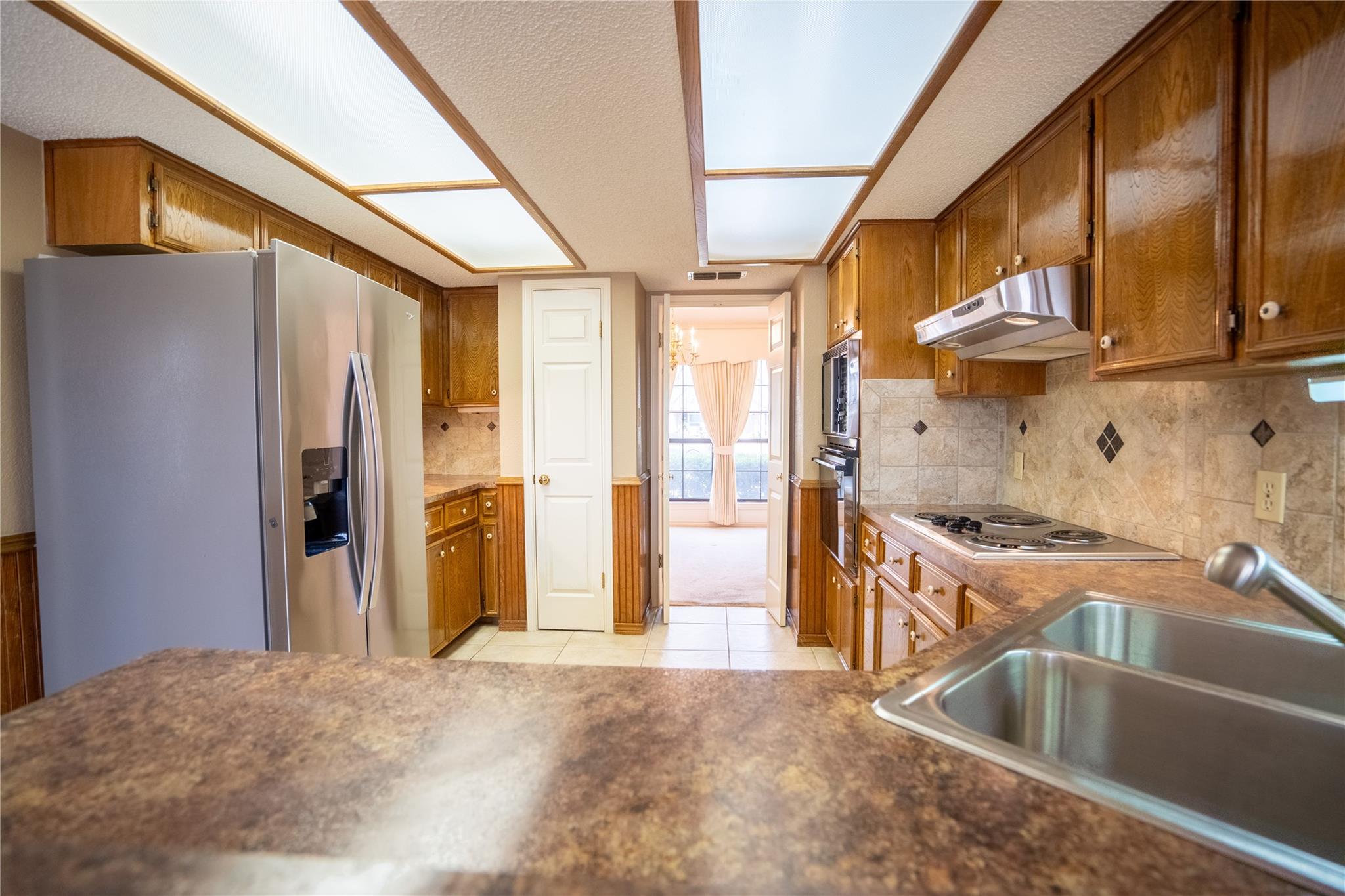 3005 Davis St, Taylor, TX 76574