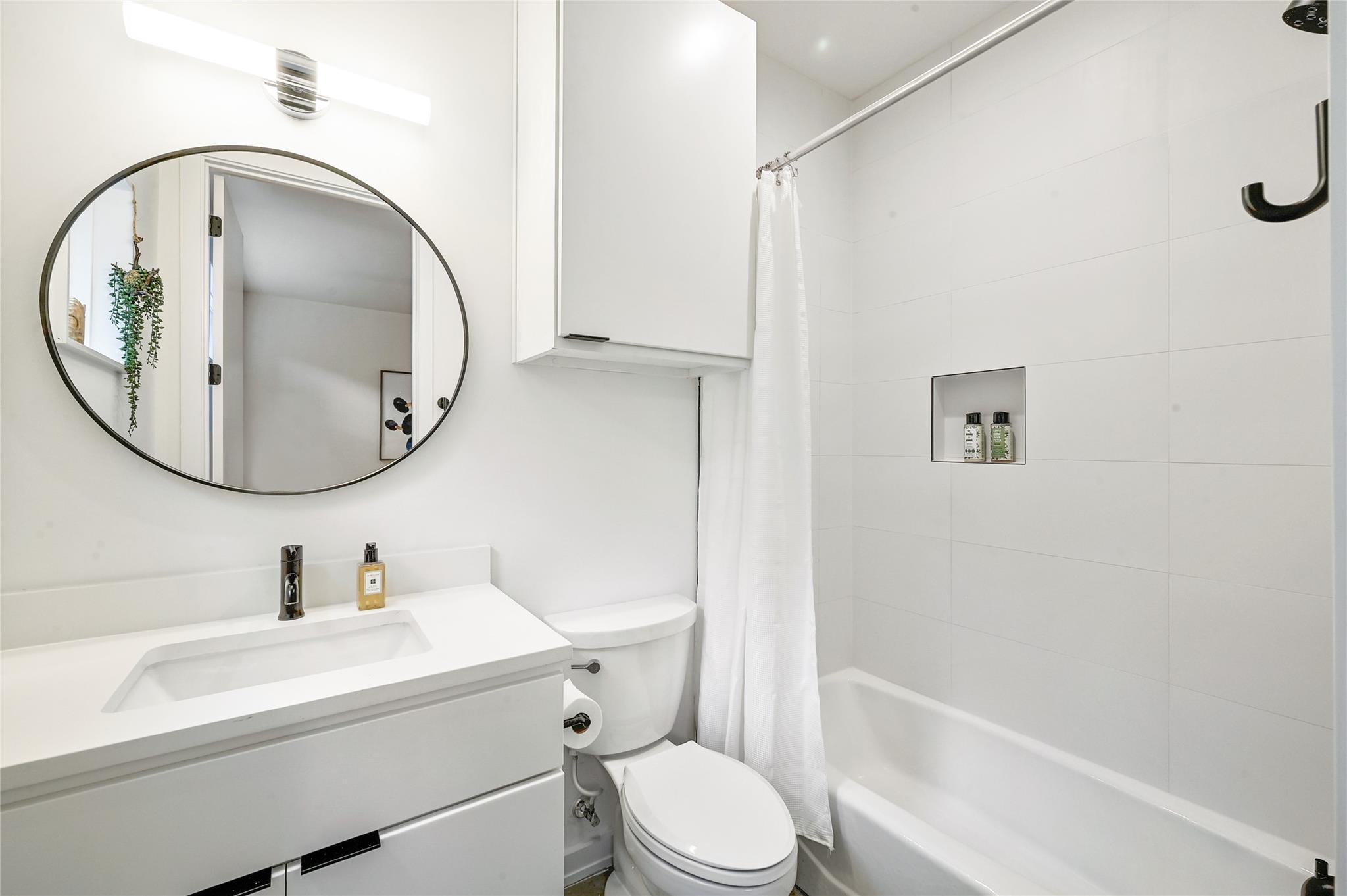 410 W Alpine Rd # 7, Austin, TX 78704