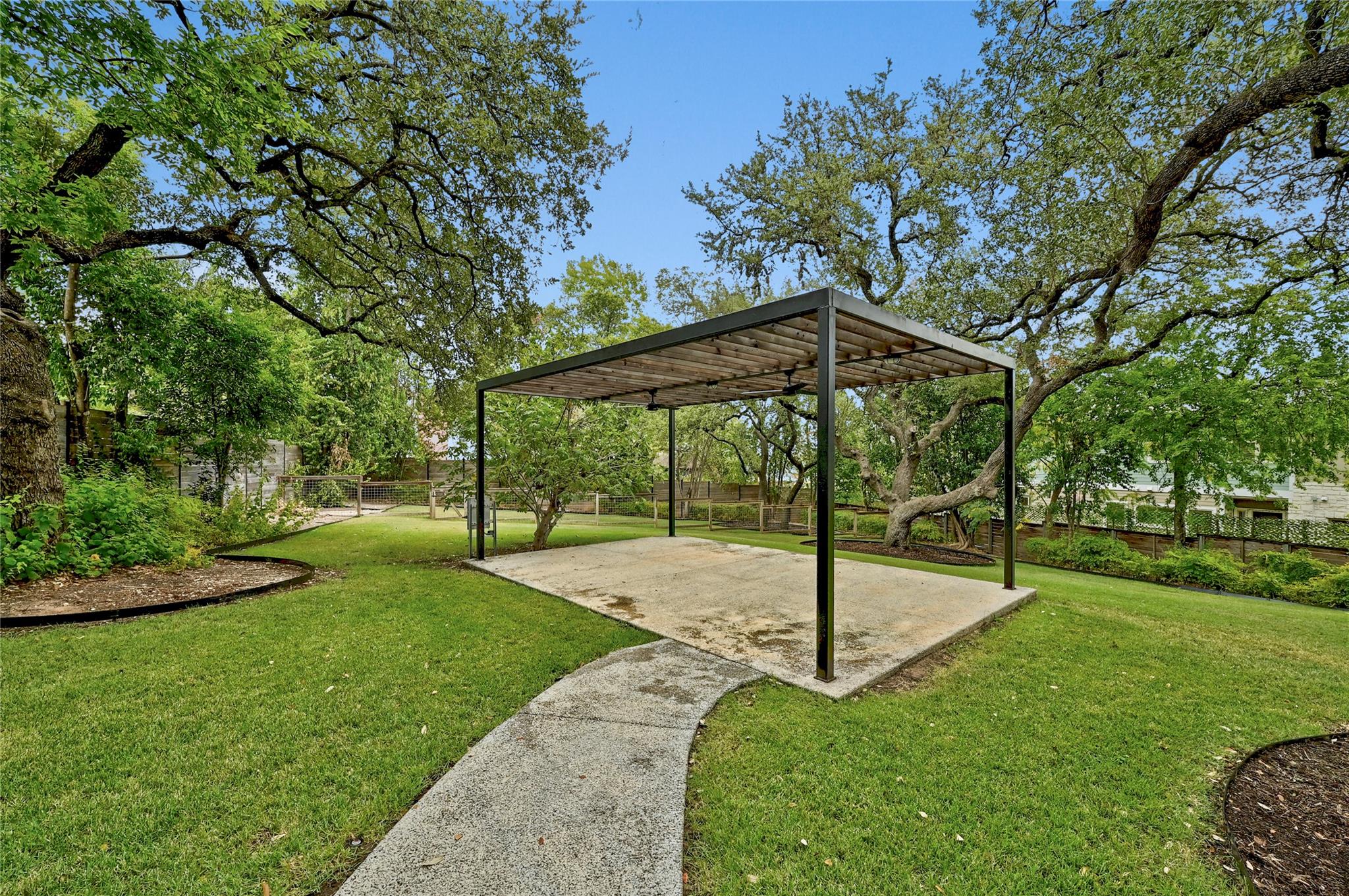 410 W Alpine Rd # 7, Austin, TX 78704
