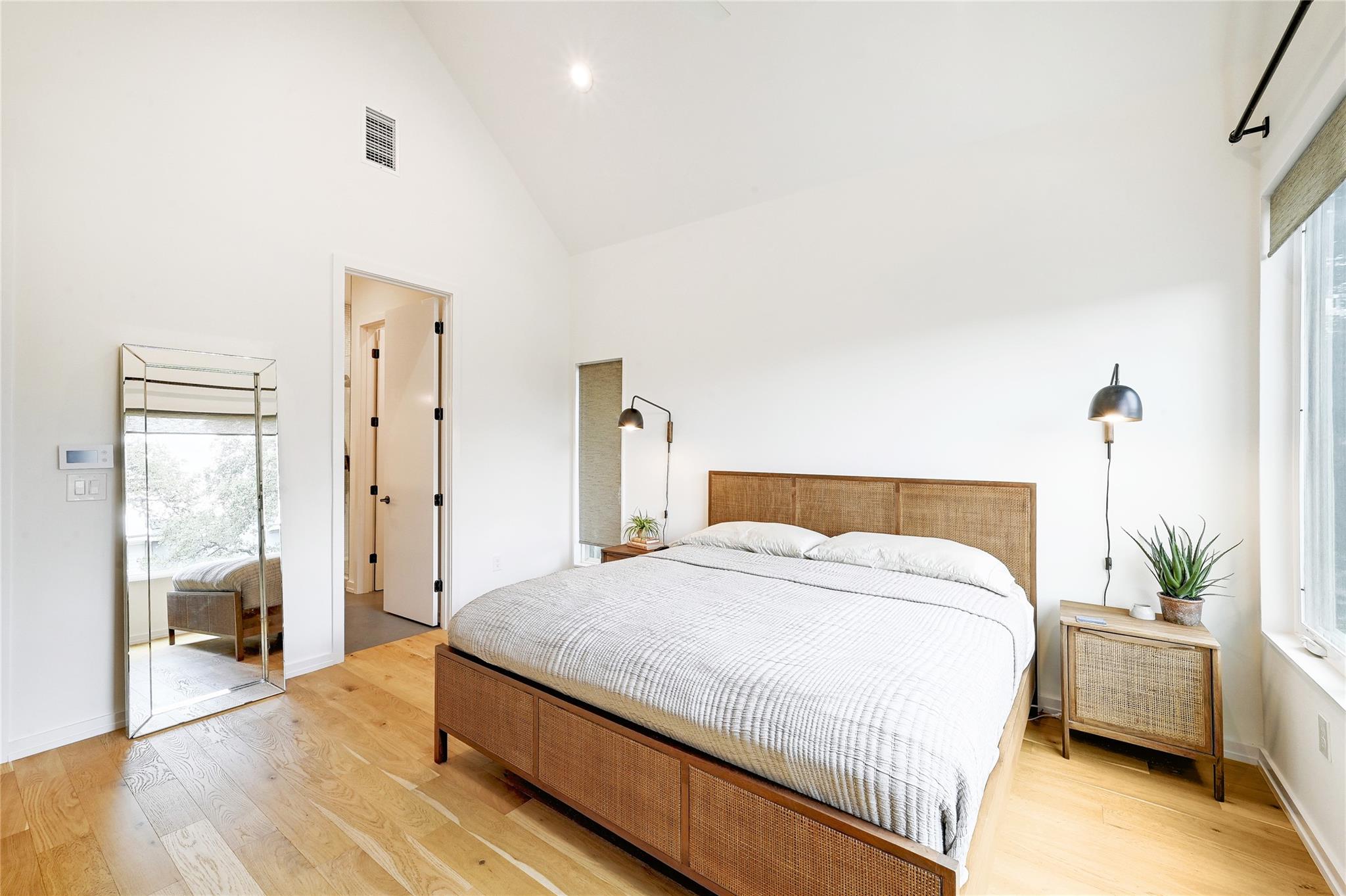 410 W Alpine Rd # 7, Austin, TX 78704