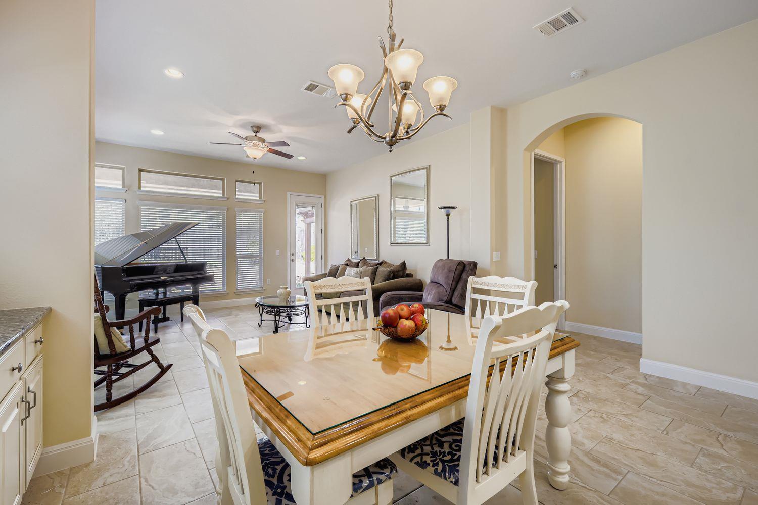 9508 Alex Ln, Austin, TX 78748