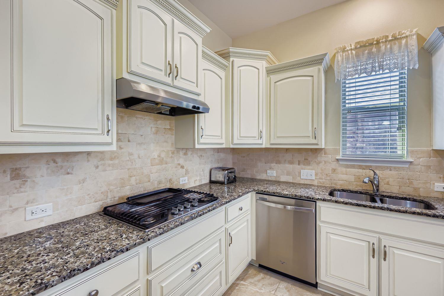 9508 Alex Ln, Austin, TX 78748