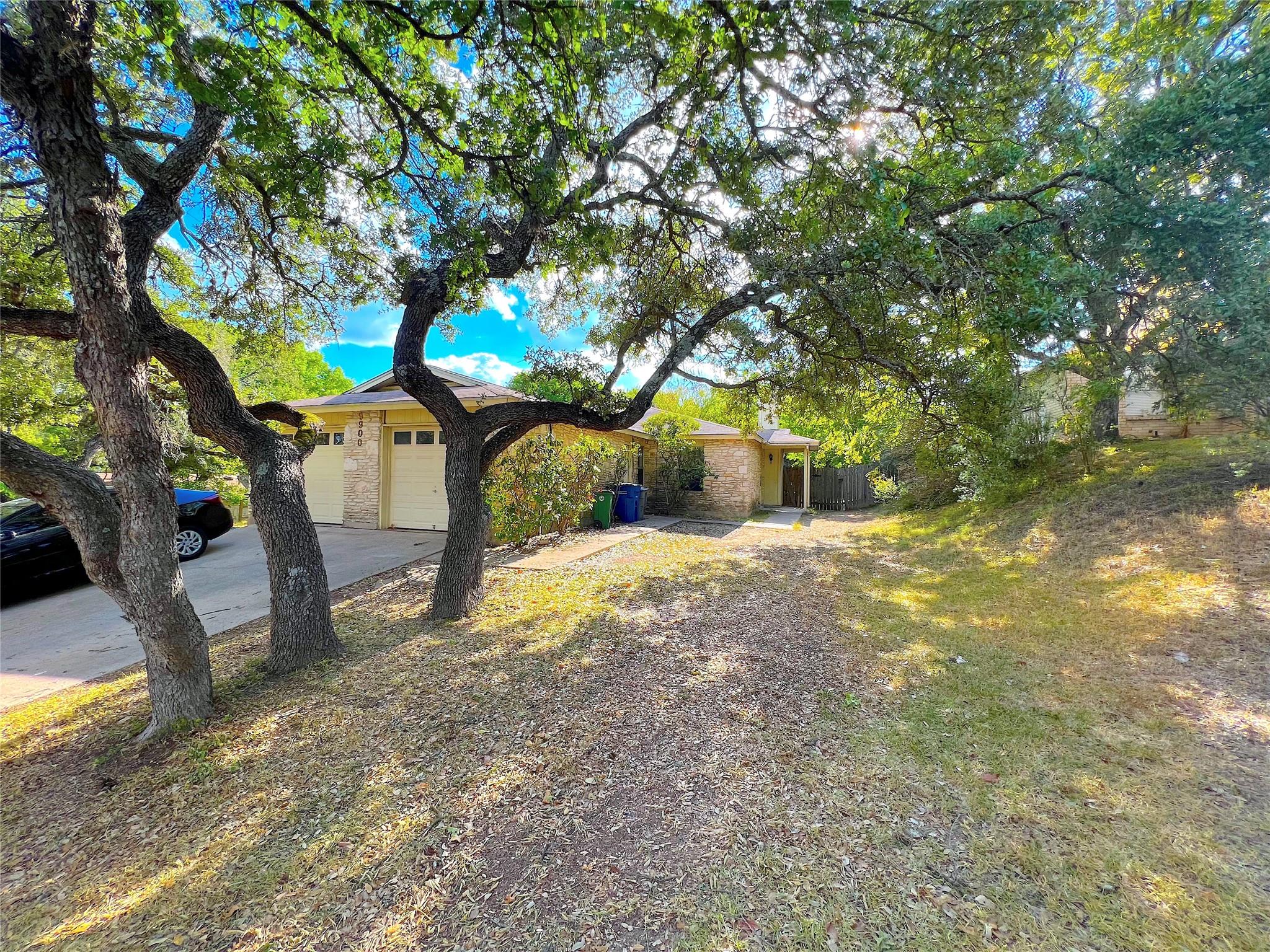 9900 Hundred Oaks Cir # B, Austin, TX 78750