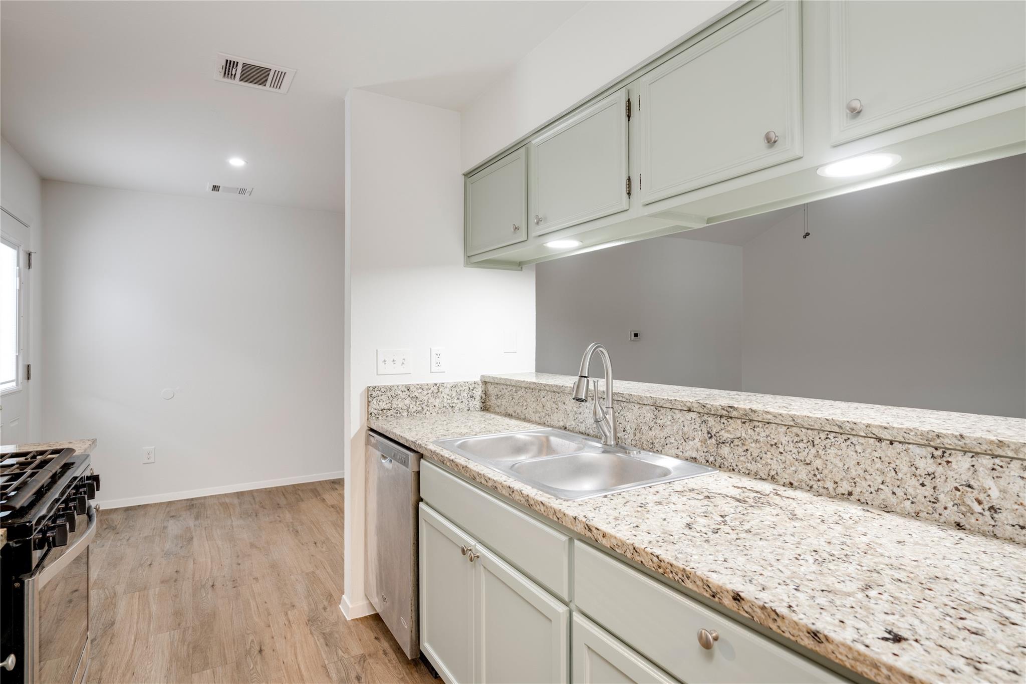 6210 Buffalo Pass # B, Austin, TX 78745