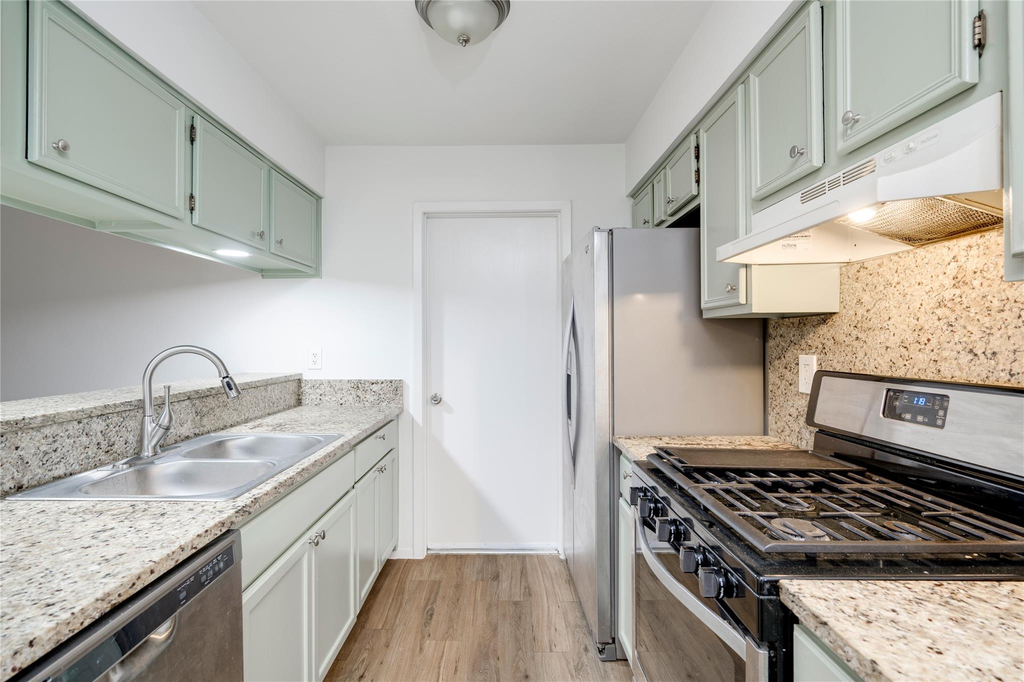 6210 Buffalo Pass # B, Austin, TX 78745