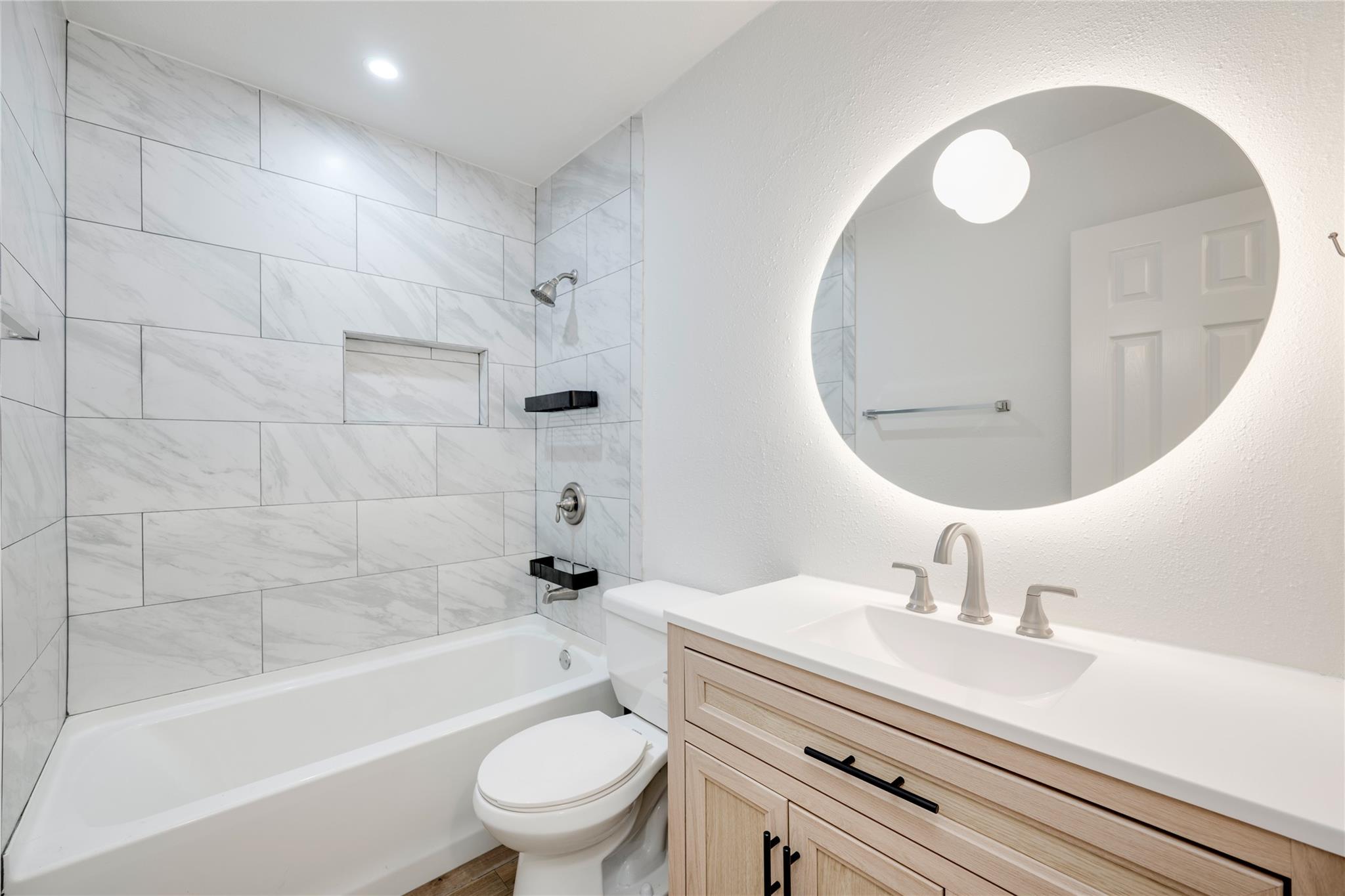 6210 Buffalo Pass # B, Austin, TX 78745