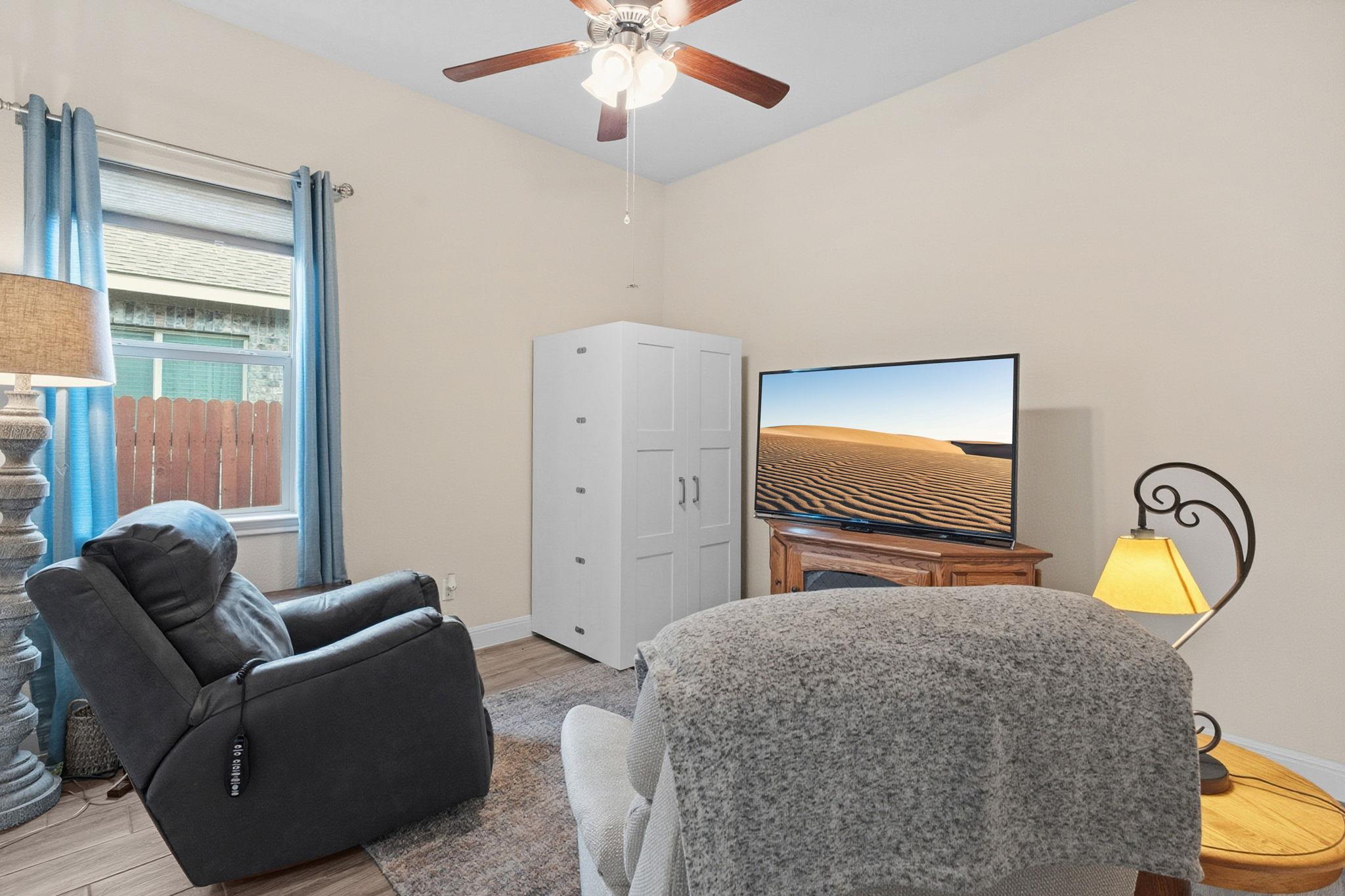 213 Garden Gate Ln, Liberty Hill, TX 78642