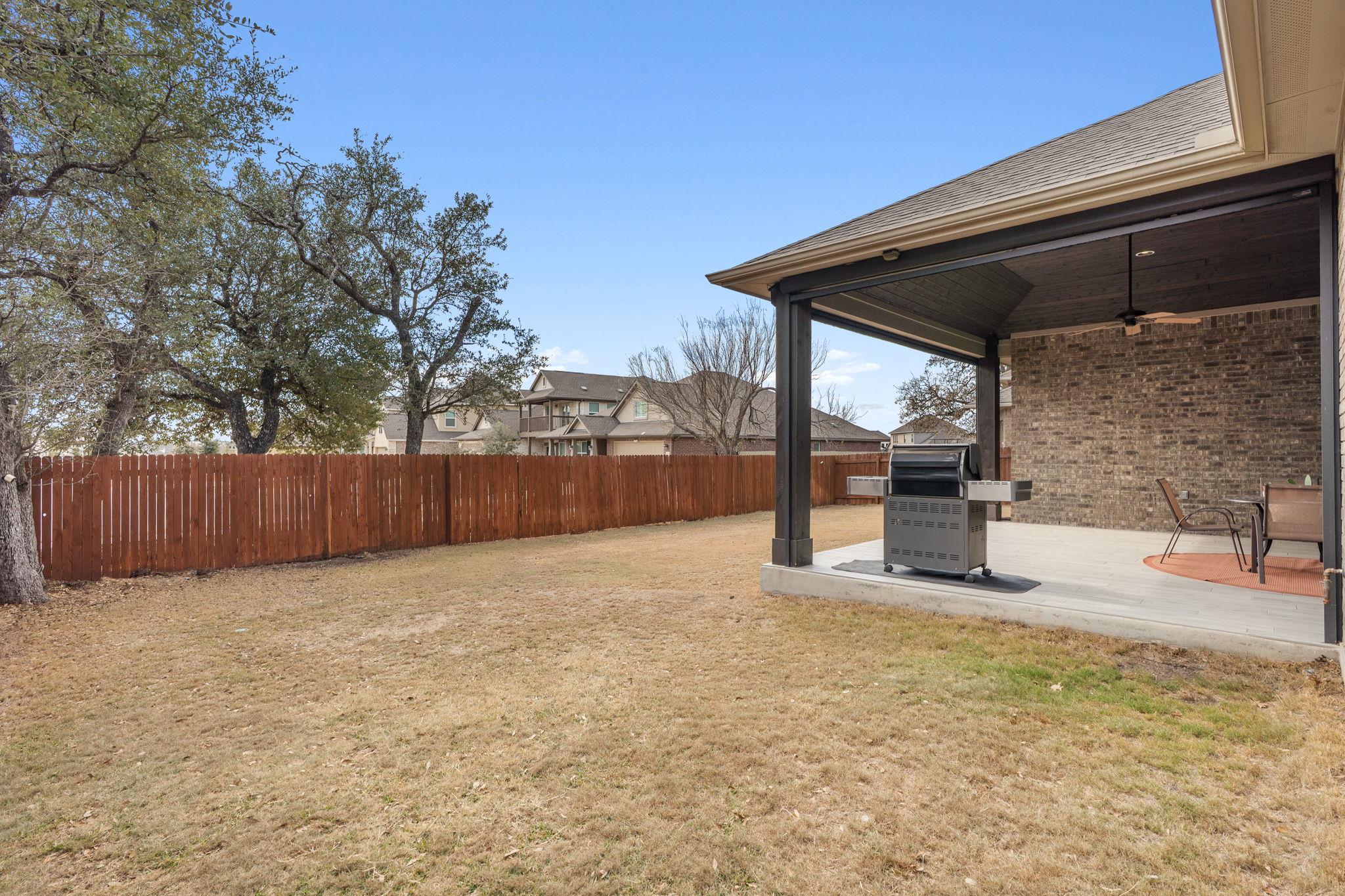 213 Garden Gate Ln, Liberty Hill, TX 78642
