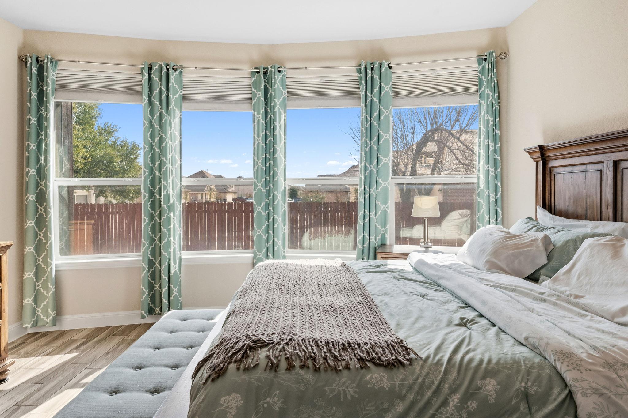 213 Garden Gate Ln, Liberty Hill, TX 78642