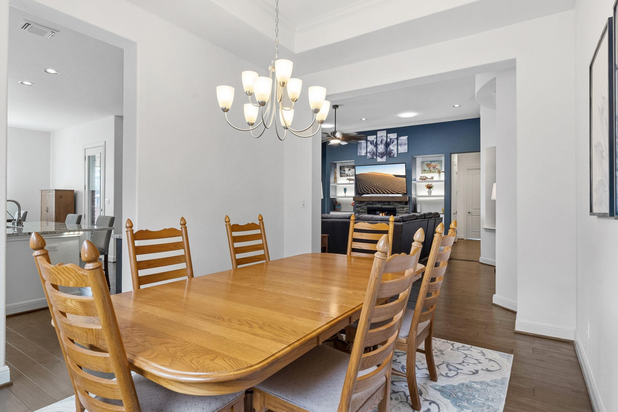 213 Garden Gate Ln, Liberty Hill, TX 78642