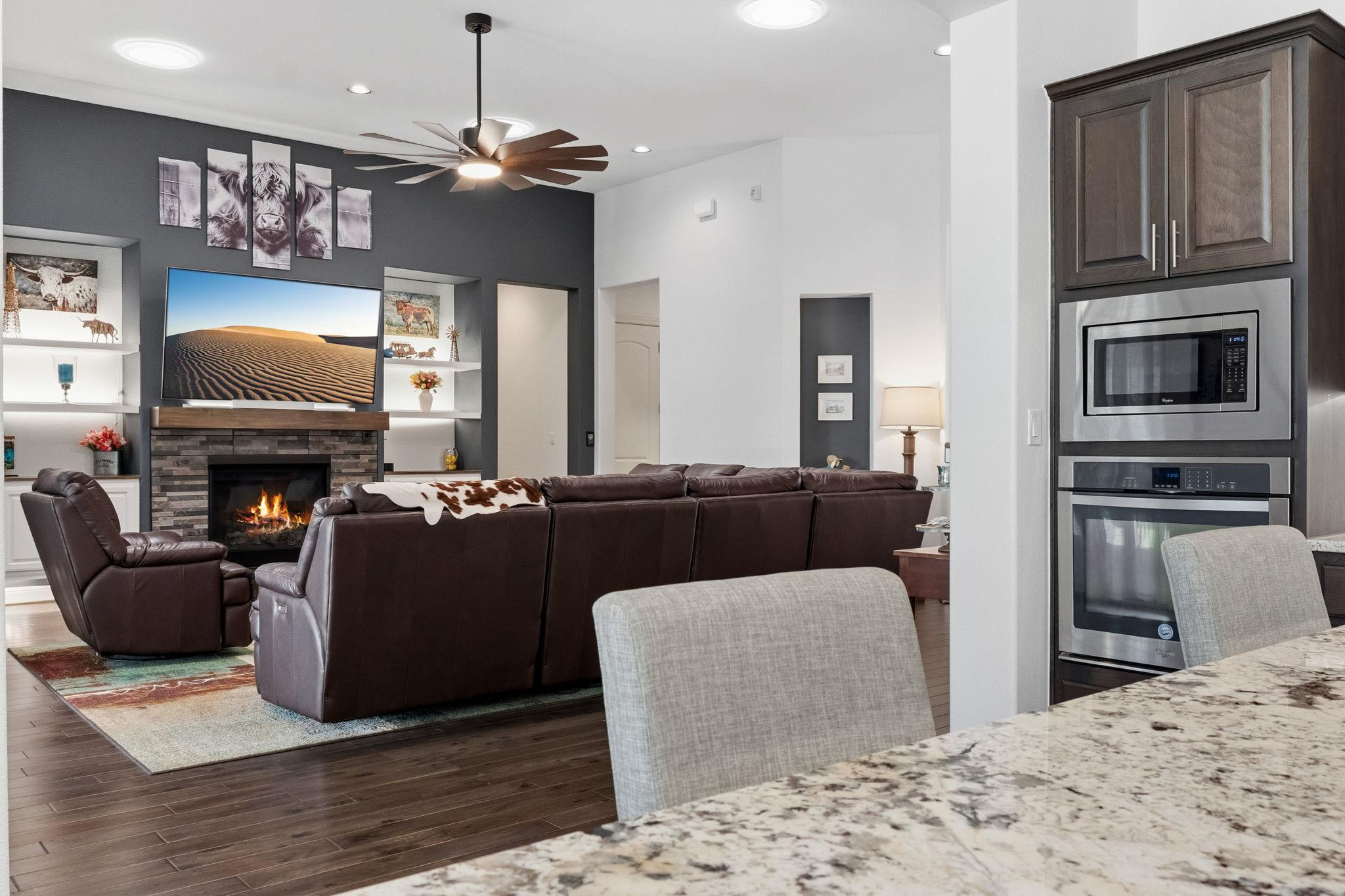 213 Garden Gate Ln, Liberty Hill, TX 78642