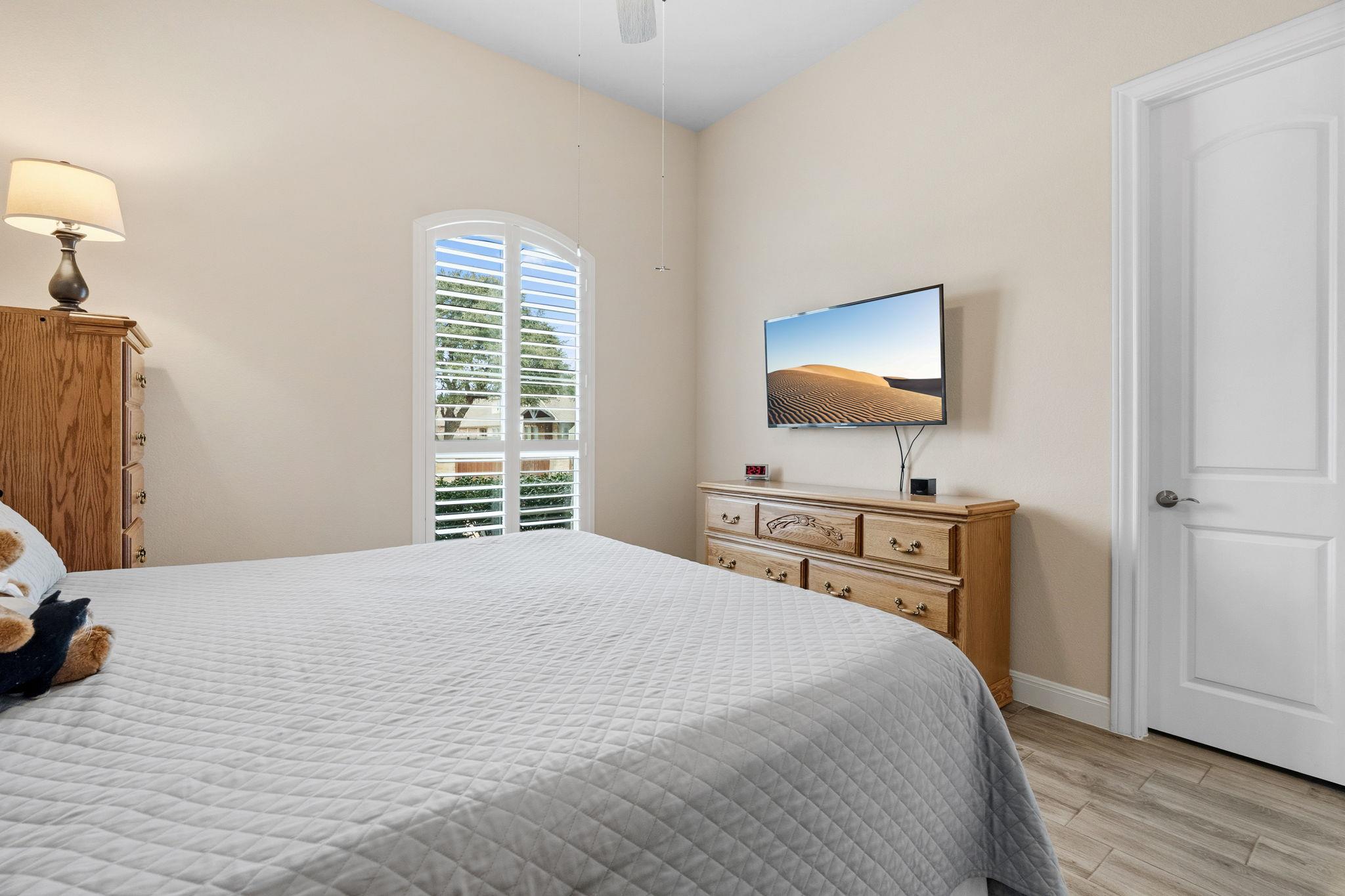 213 Garden Gate Ln, Liberty Hill, TX 78642