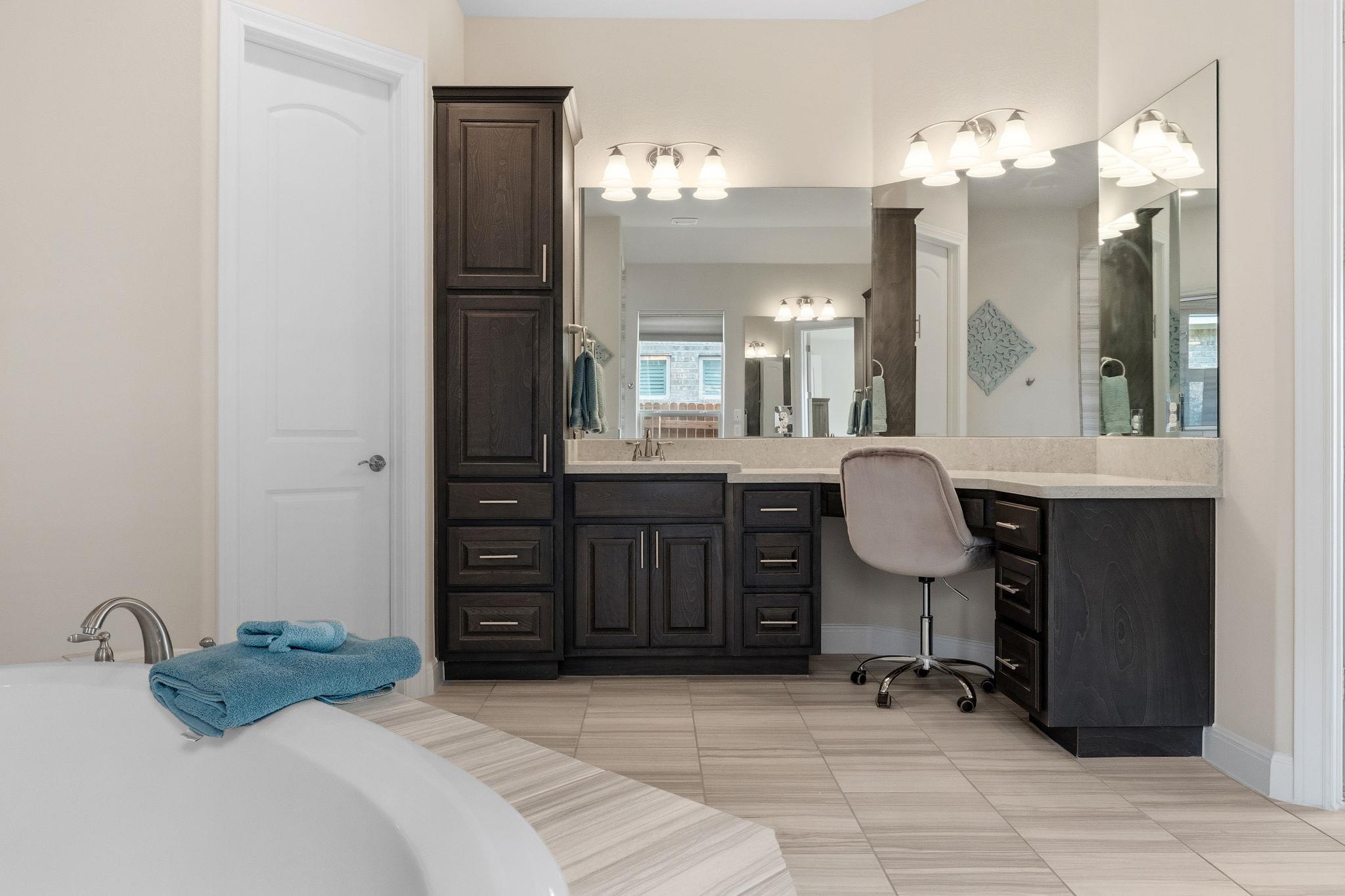 213 Garden Gate Ln, Liberty Hill, TX 78642