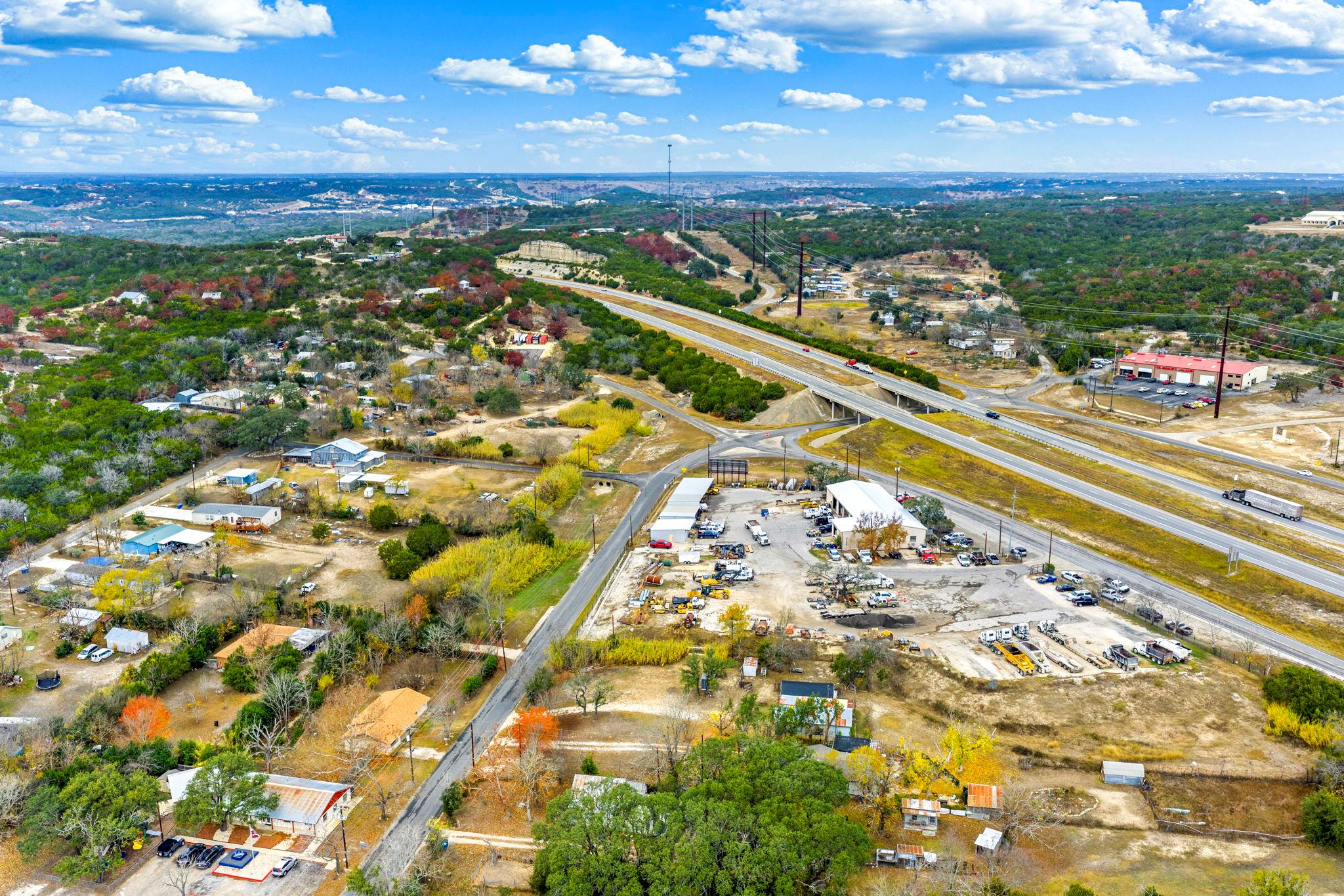 311 Leslie Dr, Kerrville, TX 78028