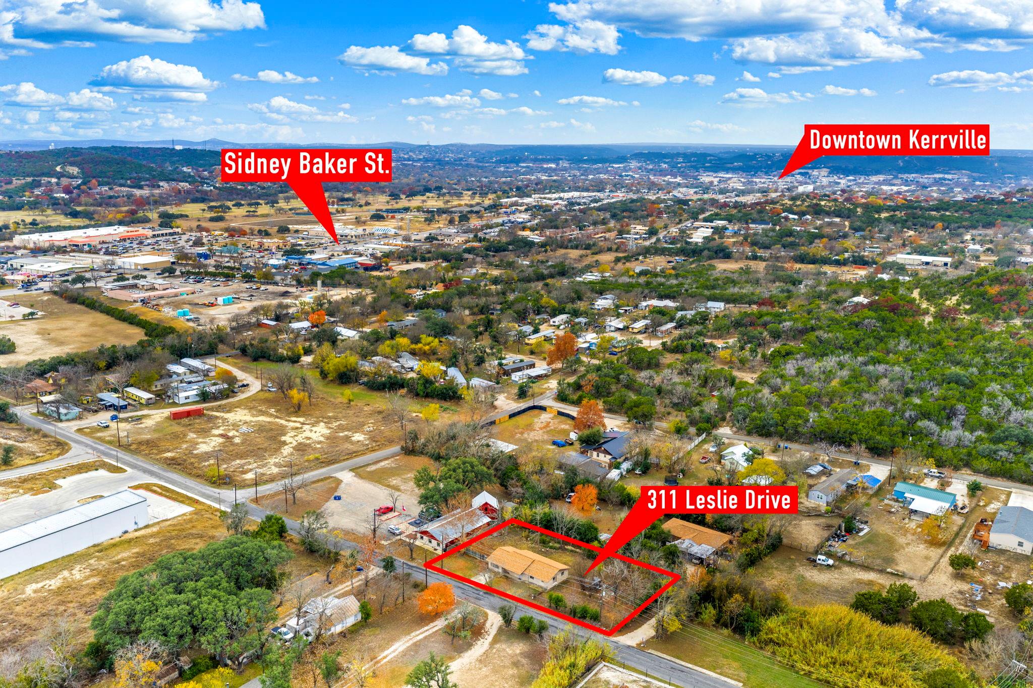 311 Leslie Dr, Kerrville, TX 78028