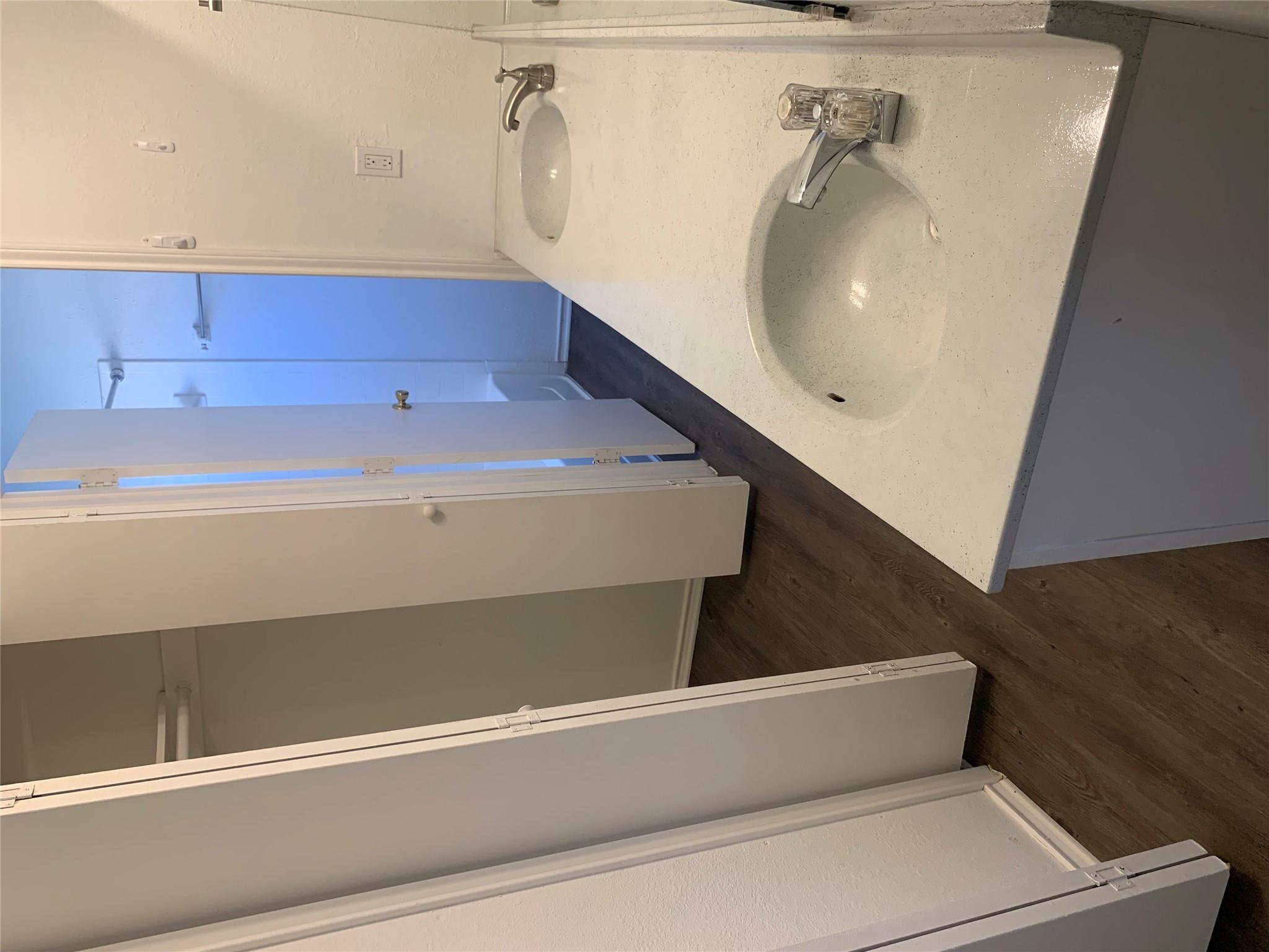 4608 Bundyhill Dr, Austin, TX 78723