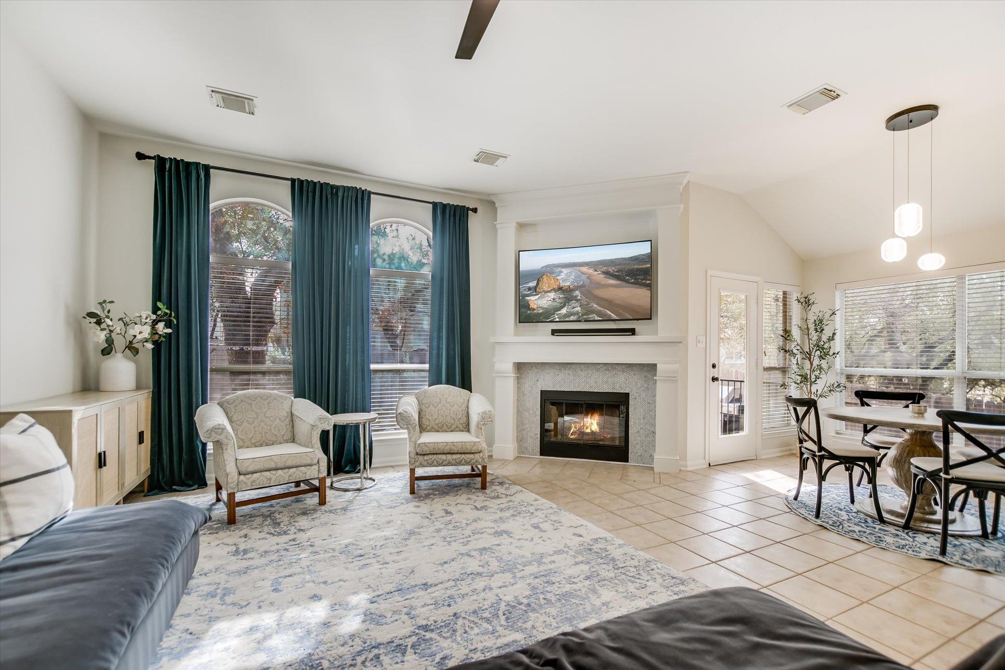 3918 Canyon Glen Circle Cir, Austin, TX 78732