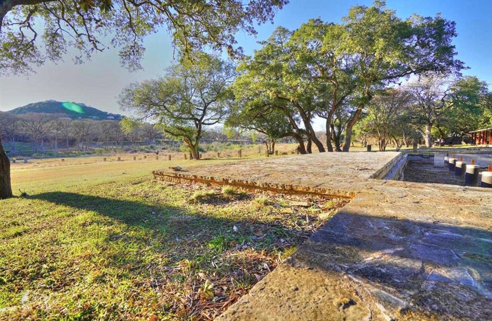 200 Rim Rd, Wimberley, TX 78676