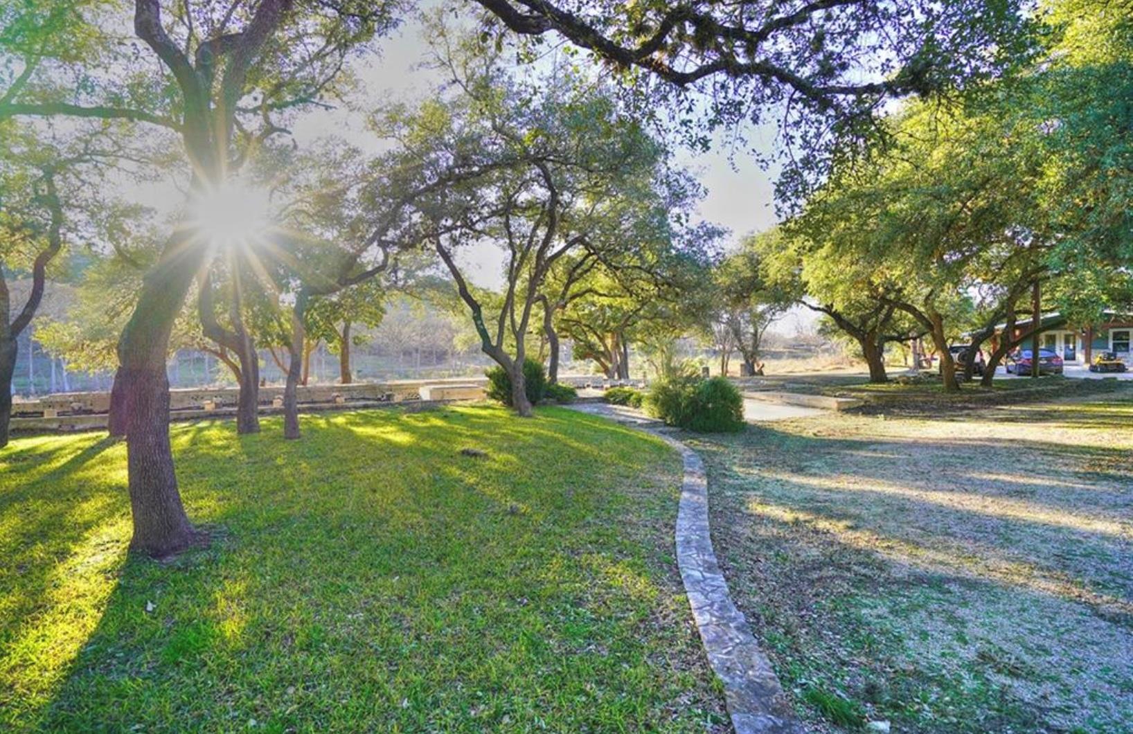 200 Rim Rd, Wimberley, TX 78676
