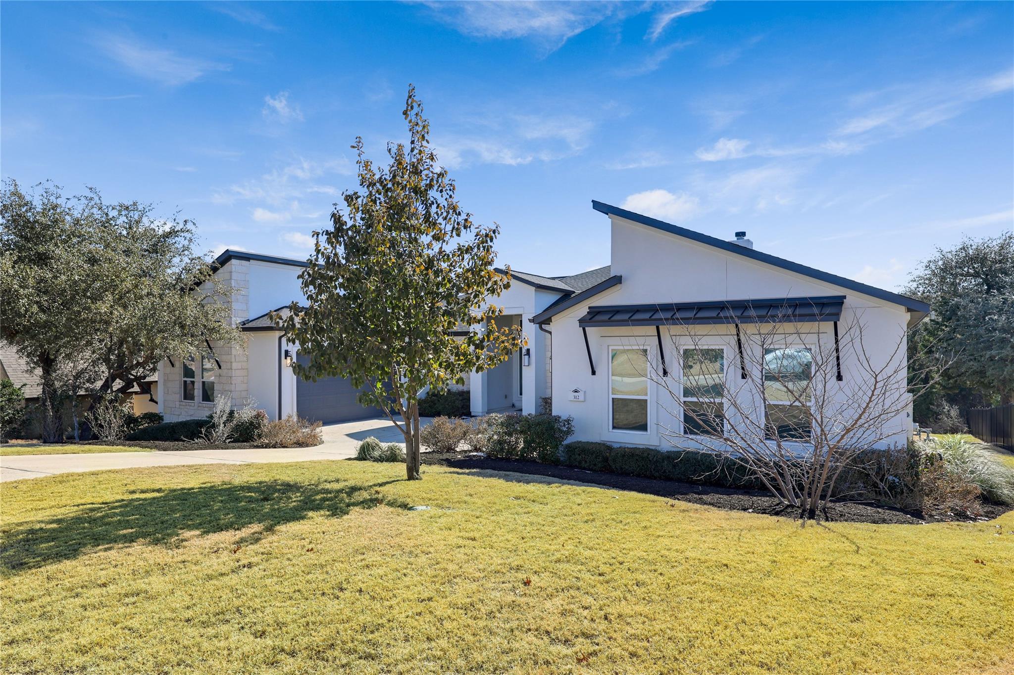 312 Ringtail Stream Dr, Austin, TX 78738