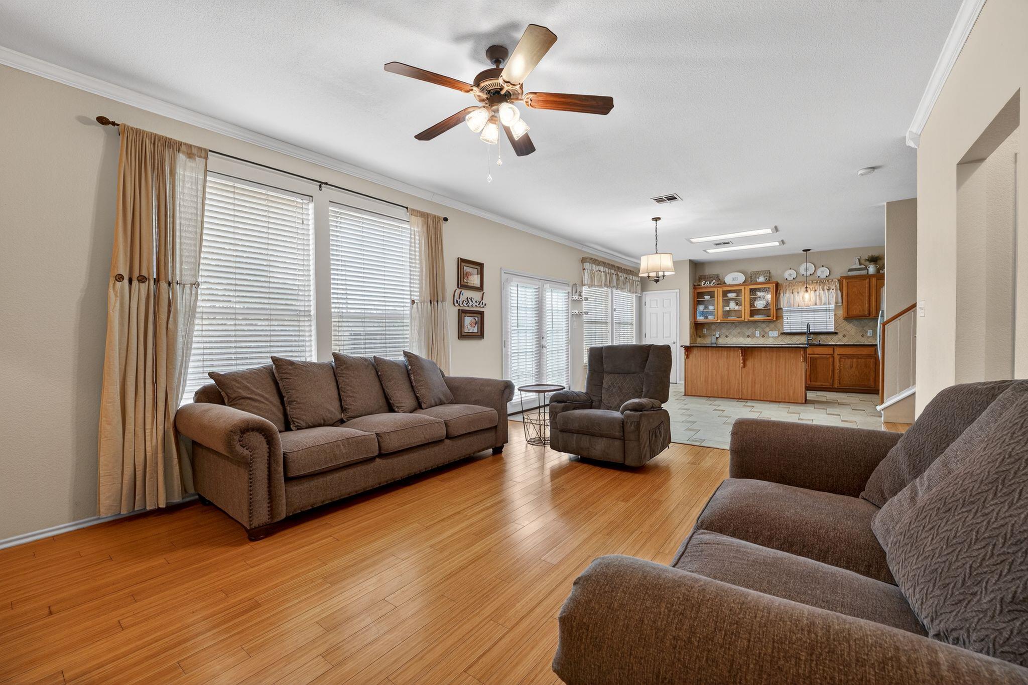 1307 Coral Cay Ln, Round Rock, TX 78664