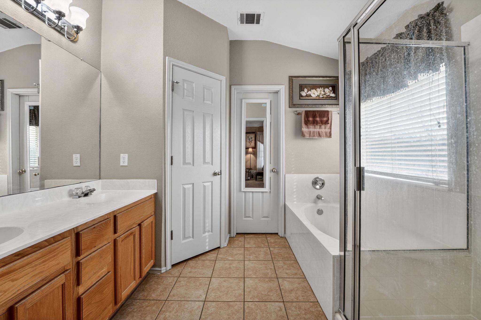 1307 Coral Cay Ln, Round Rock, TX 78664