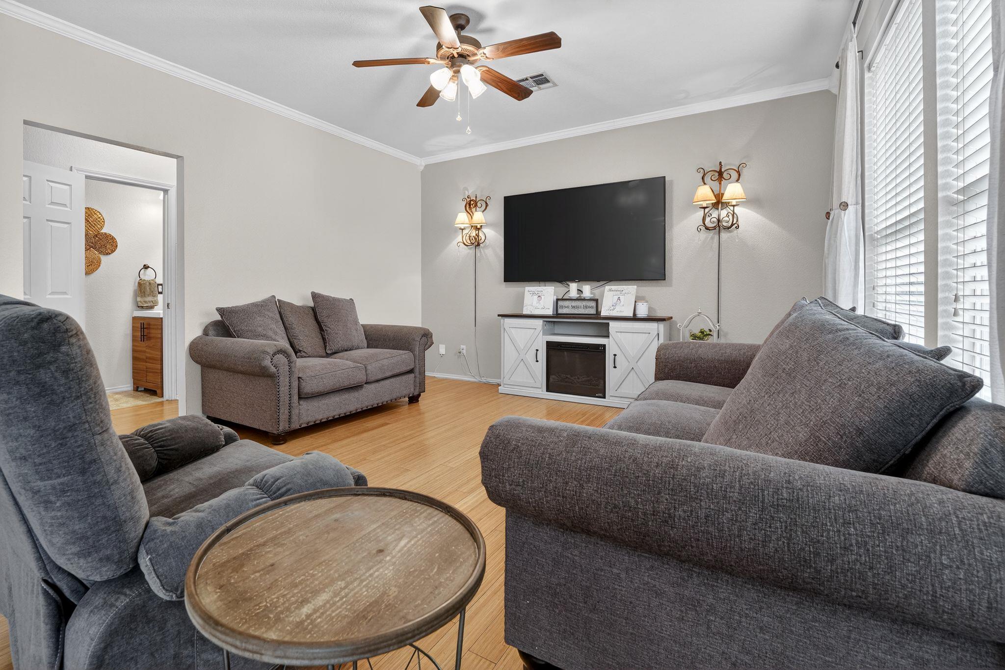 1307 Coral Cay Ln, Round Rock, TX 78664