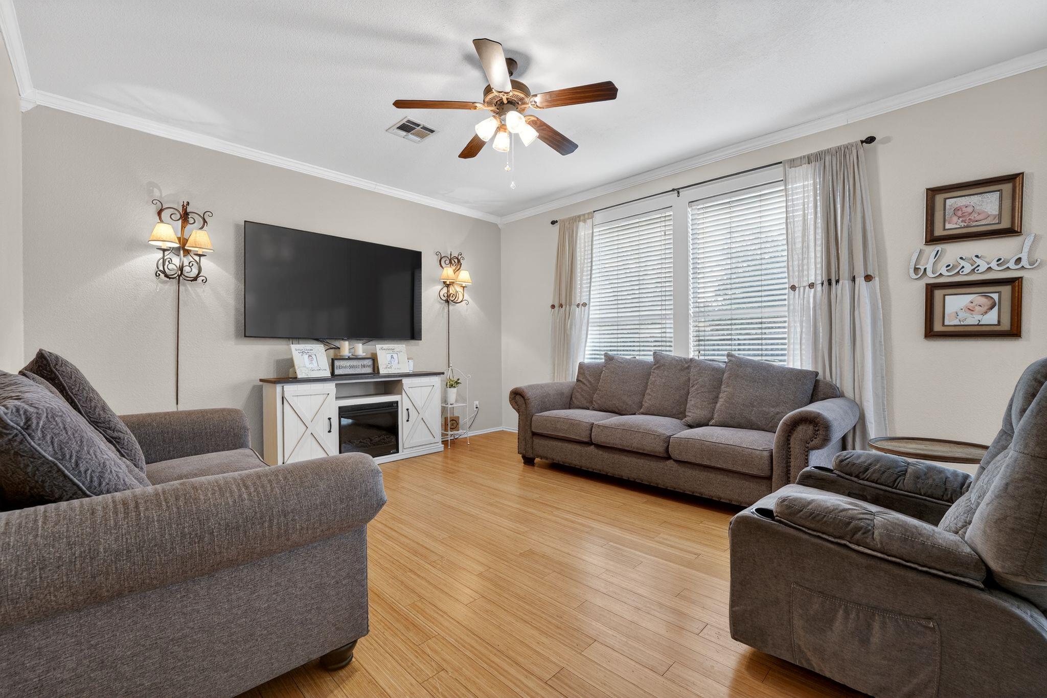 1307 Coral Cay Ln, Round Rock, TX 78664