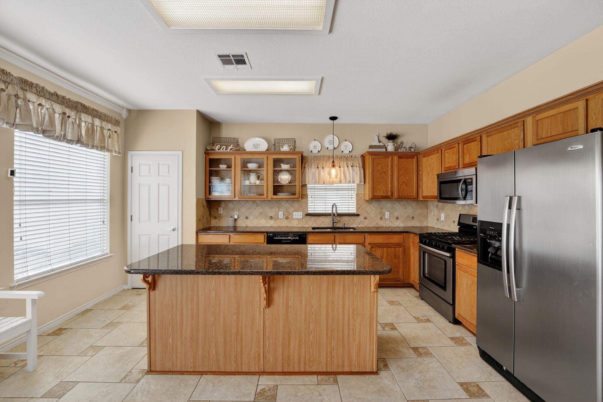 1307 Coral Cay Ln, Round Rock, TX 78664