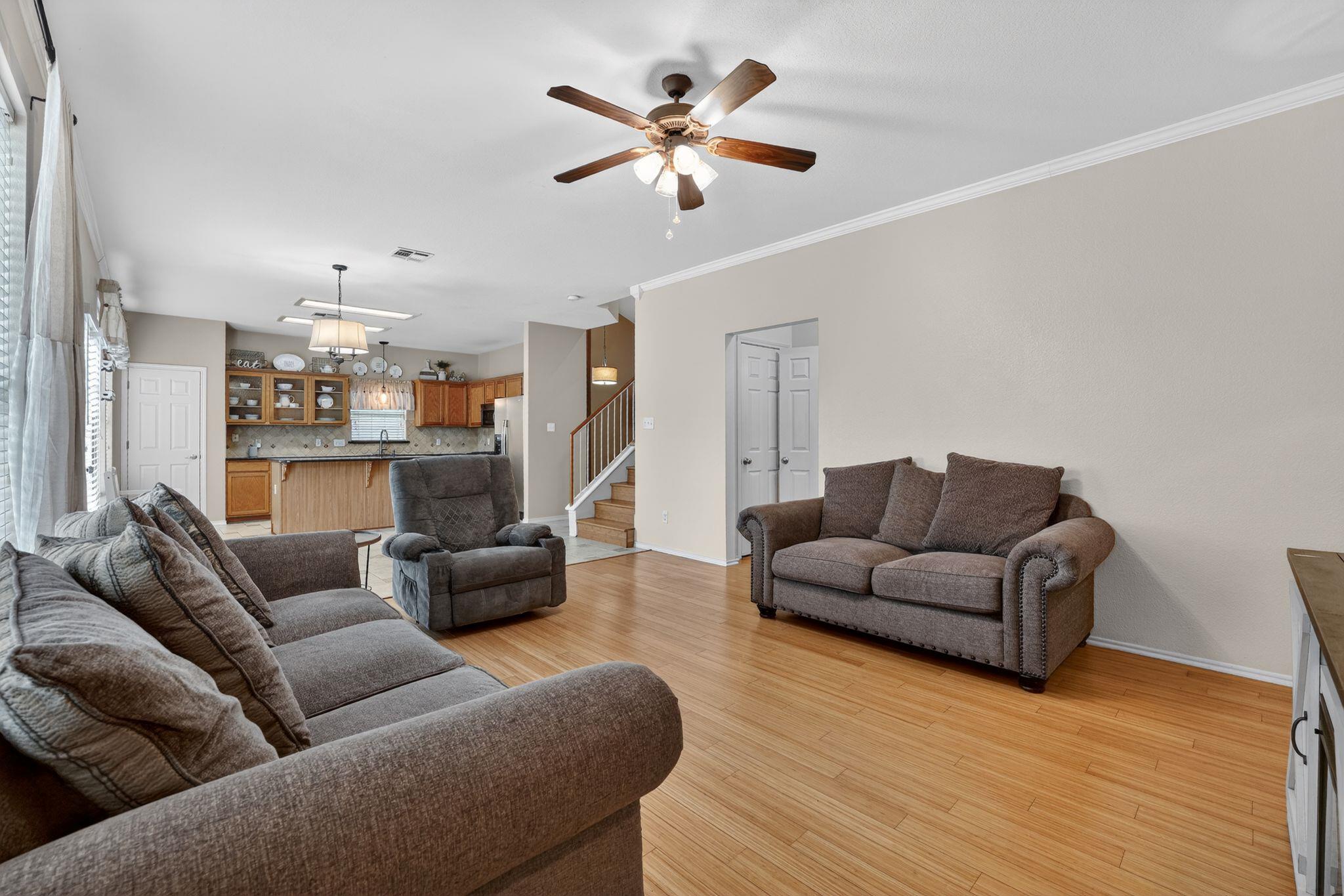 1307 Coral Cay Ln, Round Rock, TX 78664