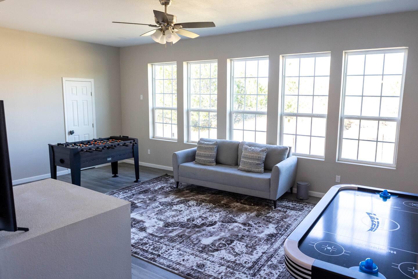 1901 Harmon Hills Rd, Dripping Springs, TX 78620