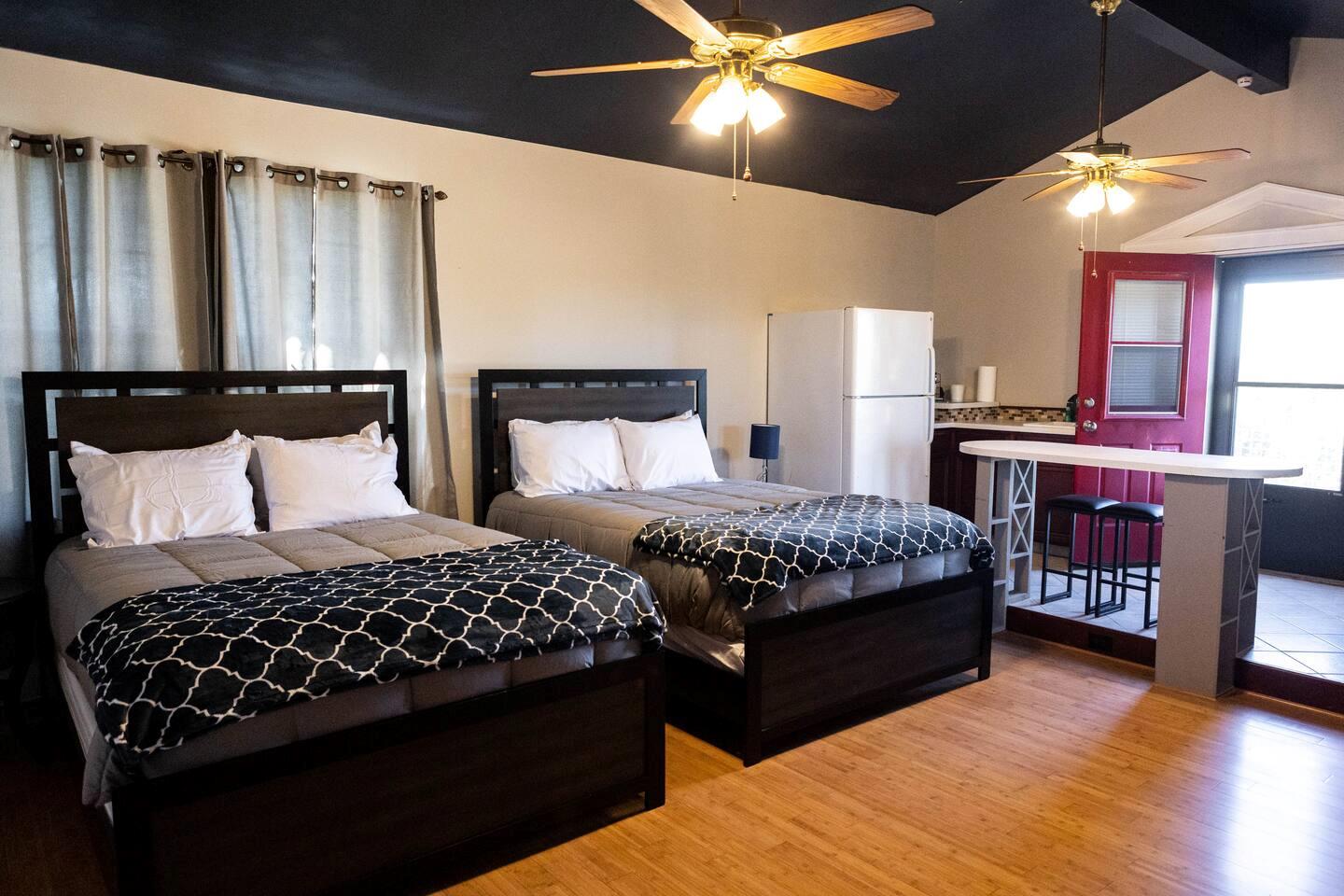 1901 Harmon Hills Rd, Dripping Springs, TX 78620