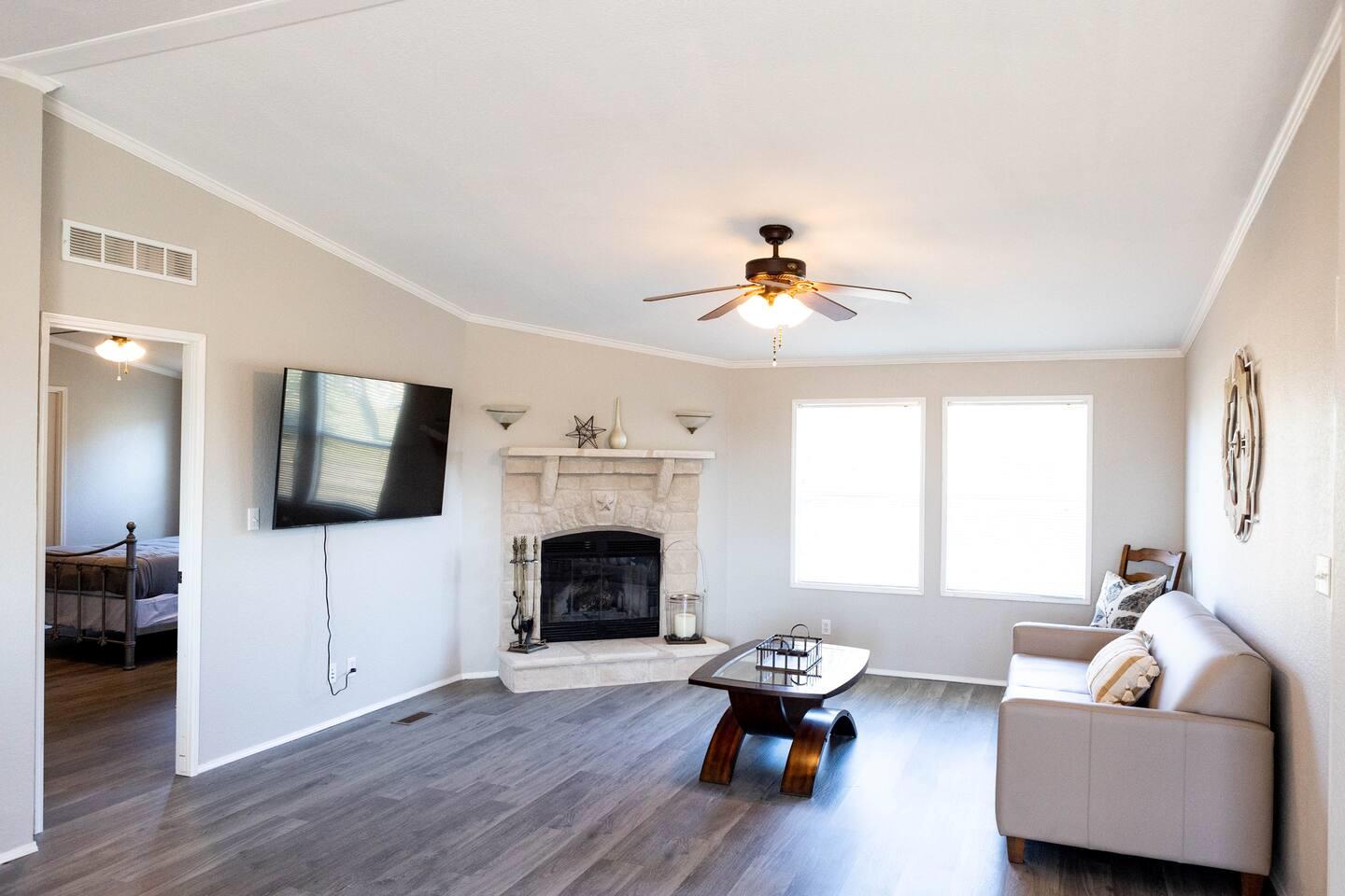 1901 Harmon Hills Rd, Dripping Springs, TX 78620