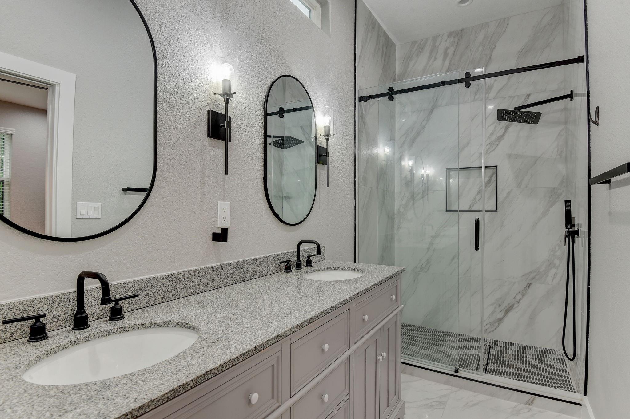 2507 Rogge Ln # 2, Austin, TX 78723