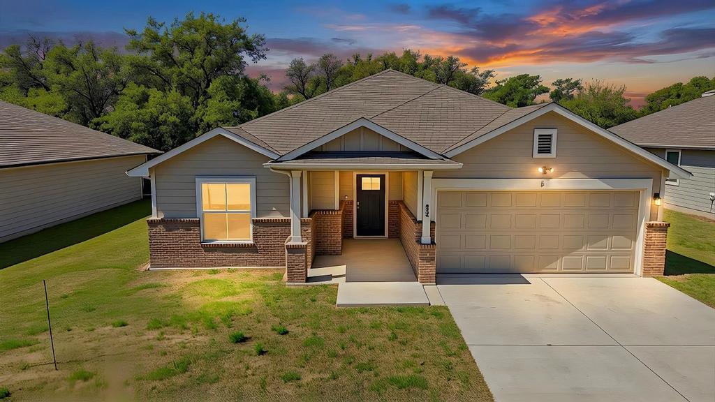 252 Bunting Ln, Bertram, TX 78605