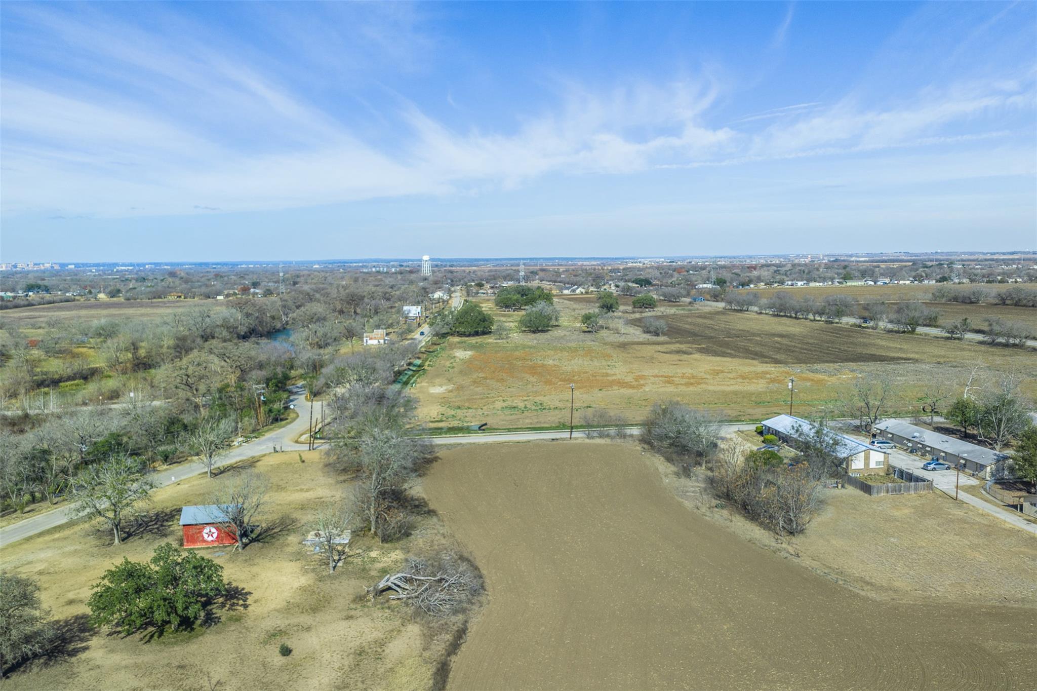 598 NW River Rd, Martindale, TX 78655