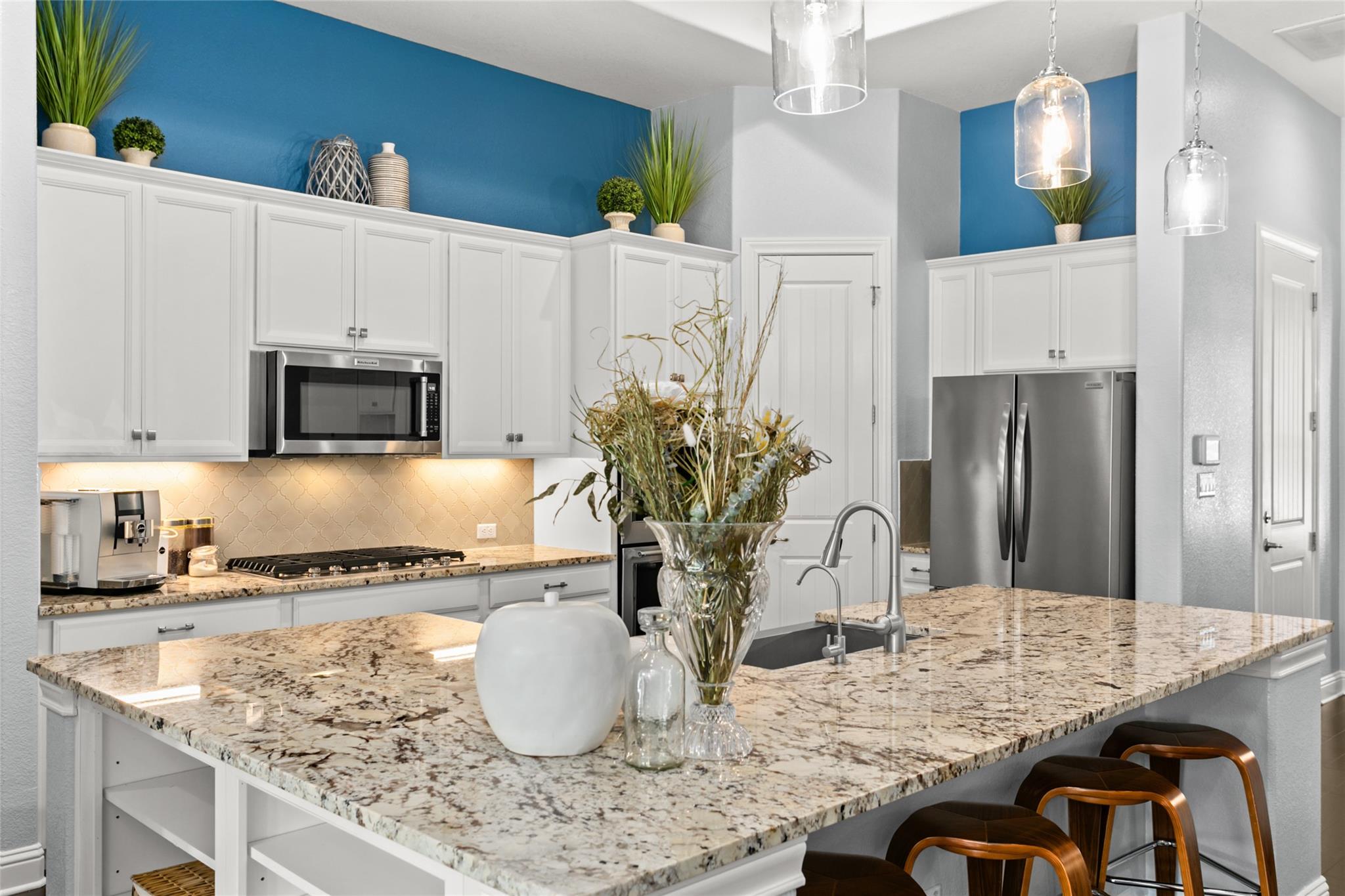 128 Short Bush Pass, Austin, TX 78737