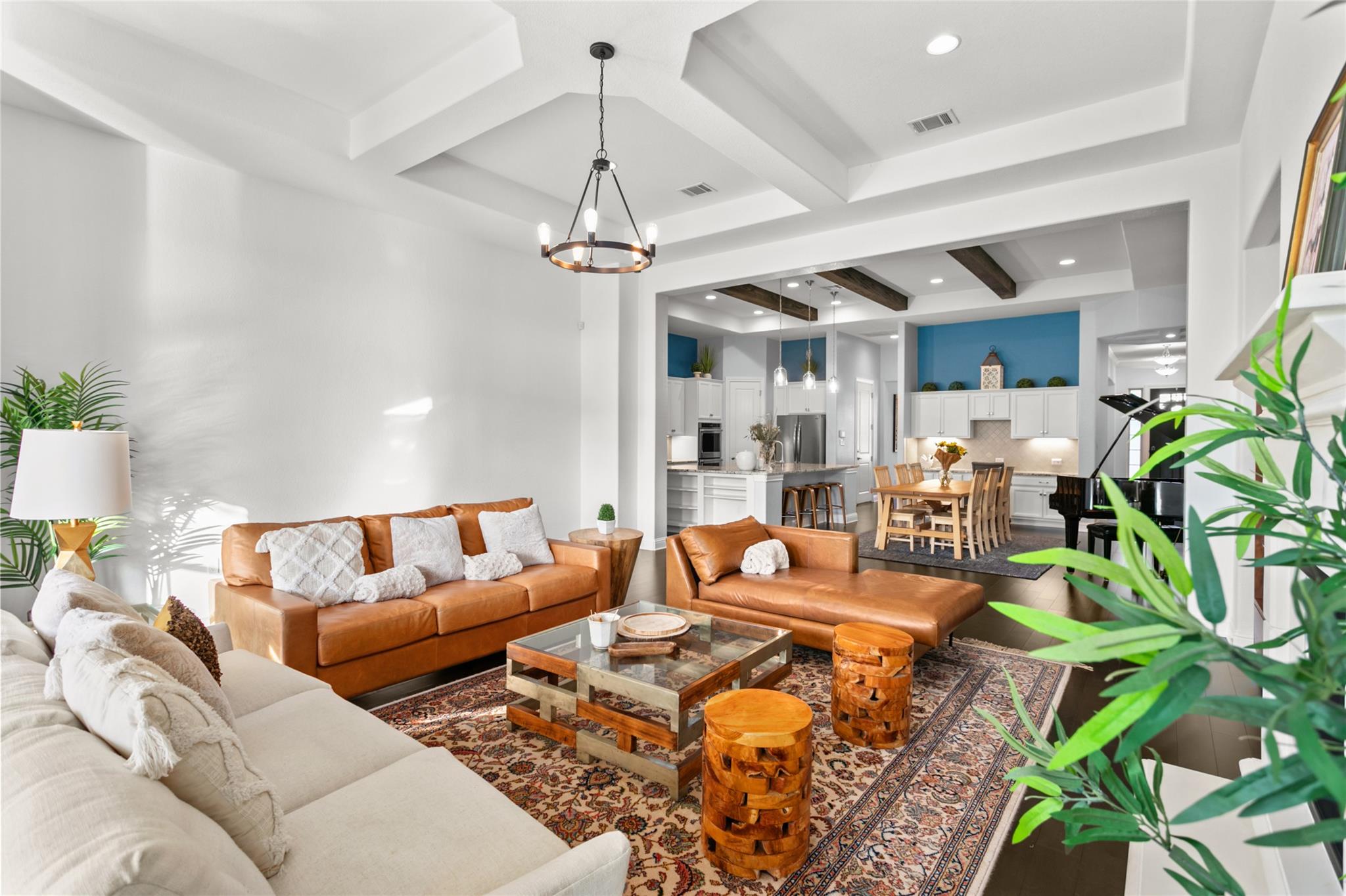 128 Short Bush Pass, Austin, TX 78737