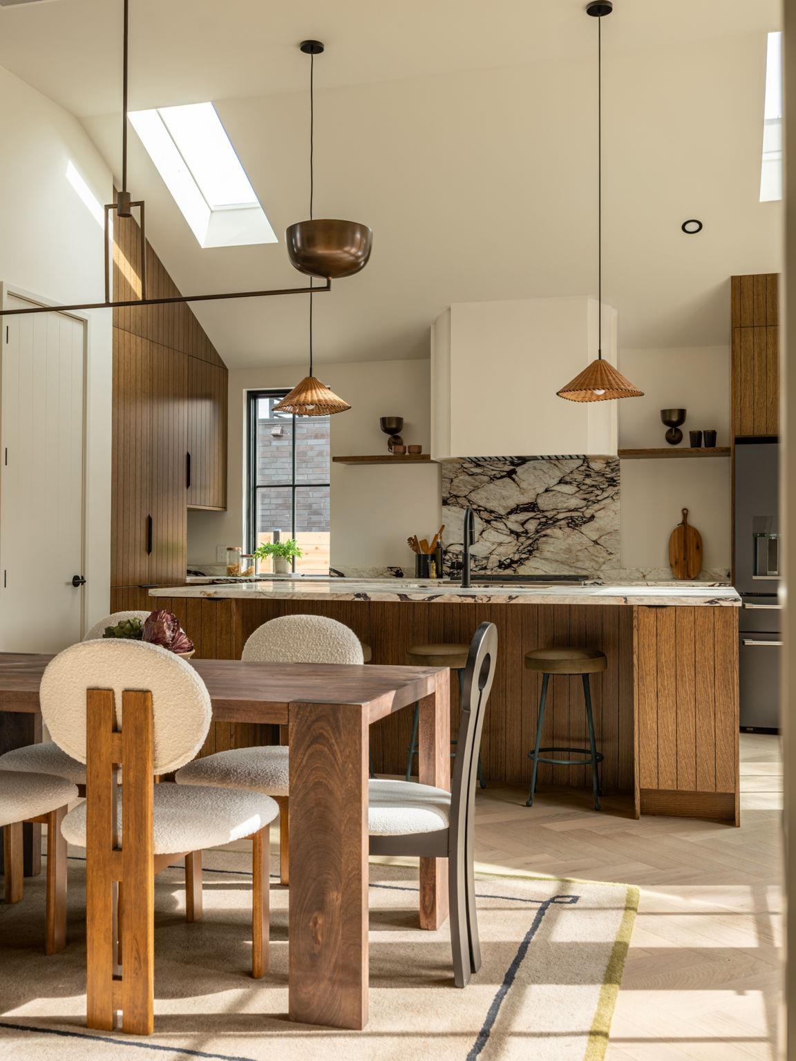 2015 Holland Ave, Austin, TX 78704