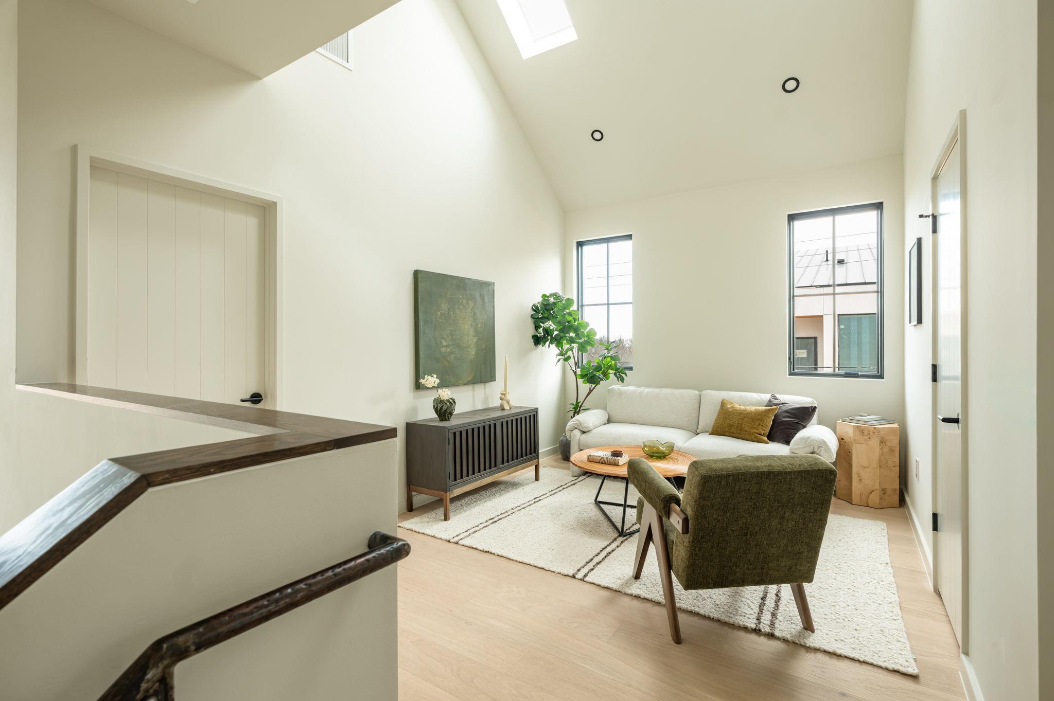 2015 Holland Ave, Austin, TX 78704