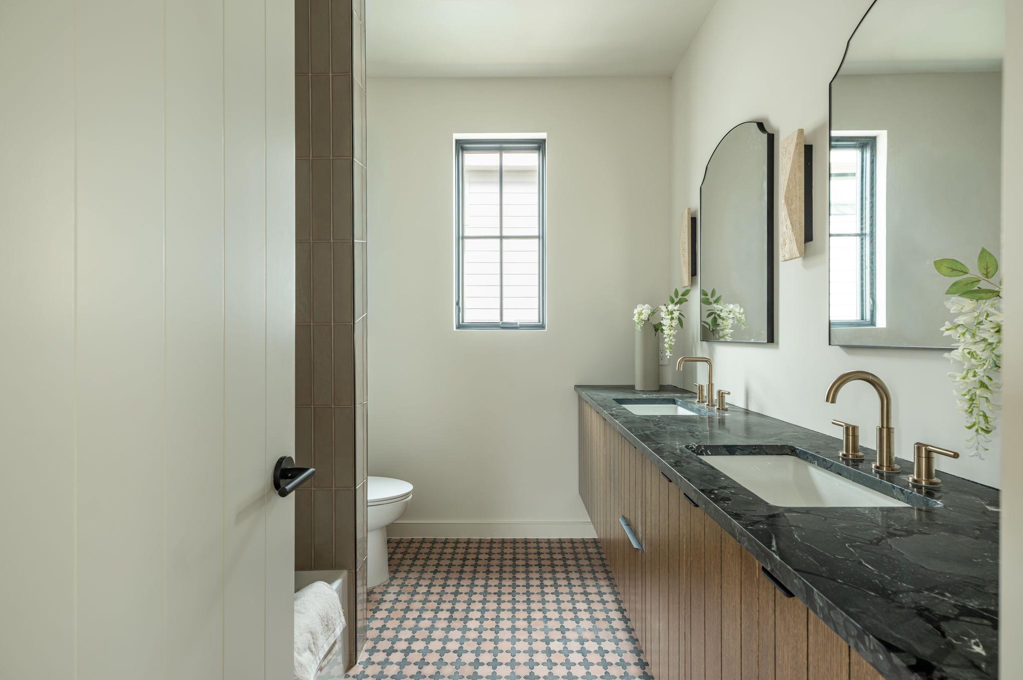 2015 Holland Ave, Austin, TX 78704