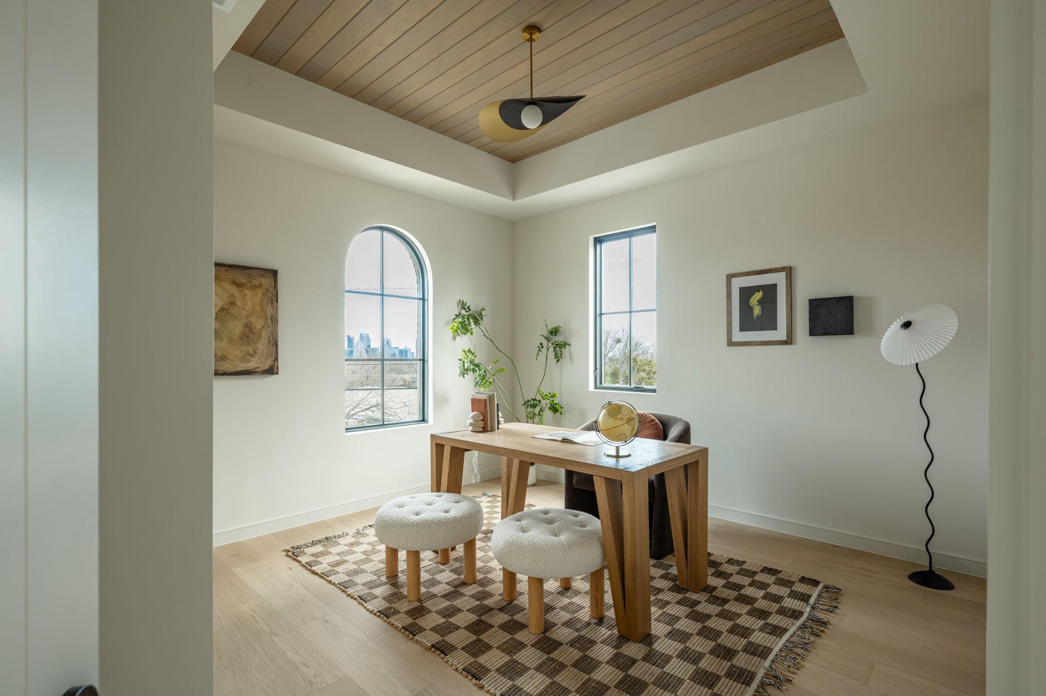 2015 Holland Ave, Austin, TX 78704