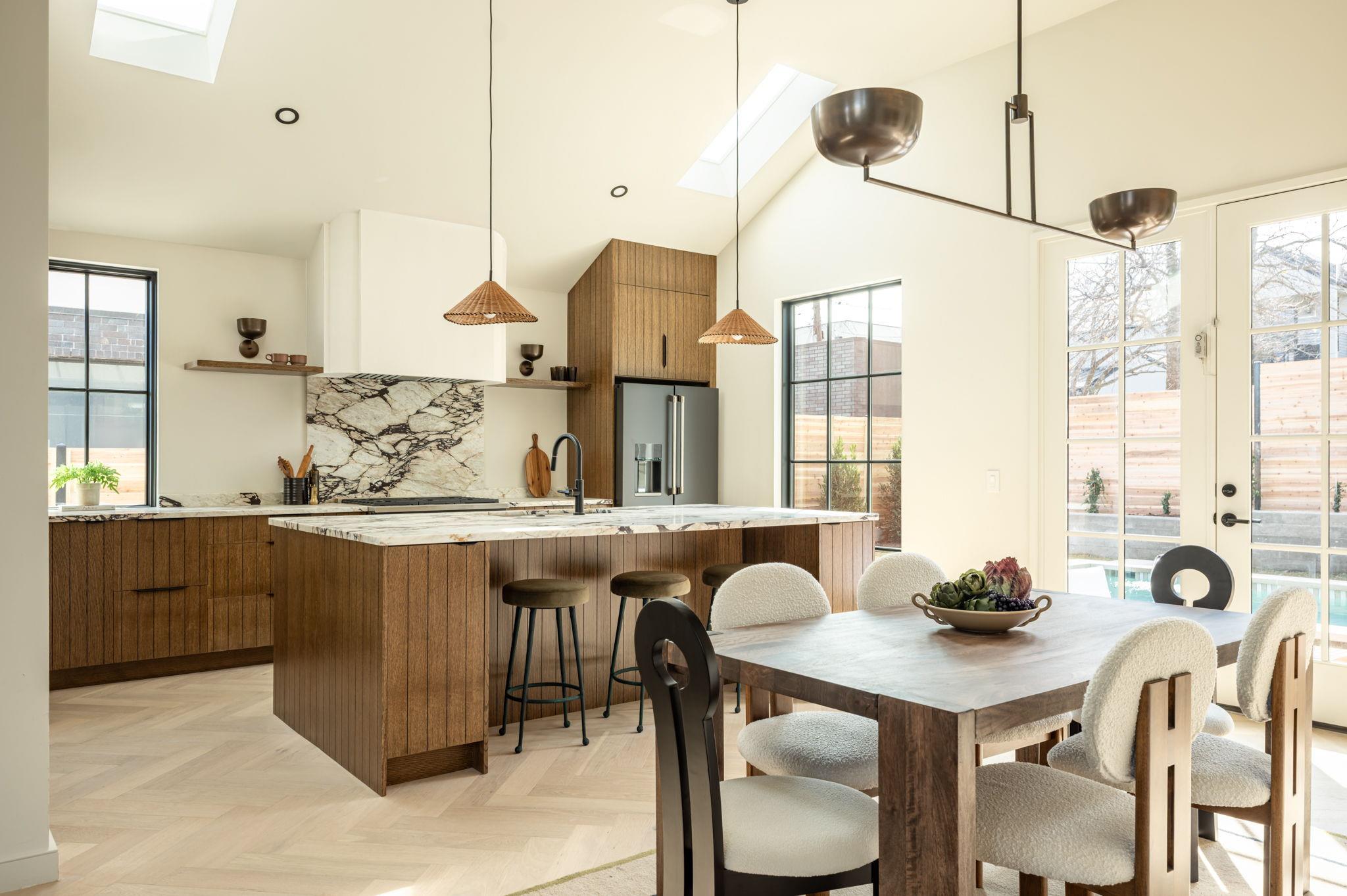 2015 Holland Ave, Austin, TX 78704