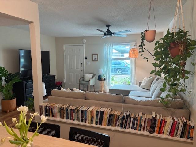 7104 Hardy Dr # A, Austin, TX 78757