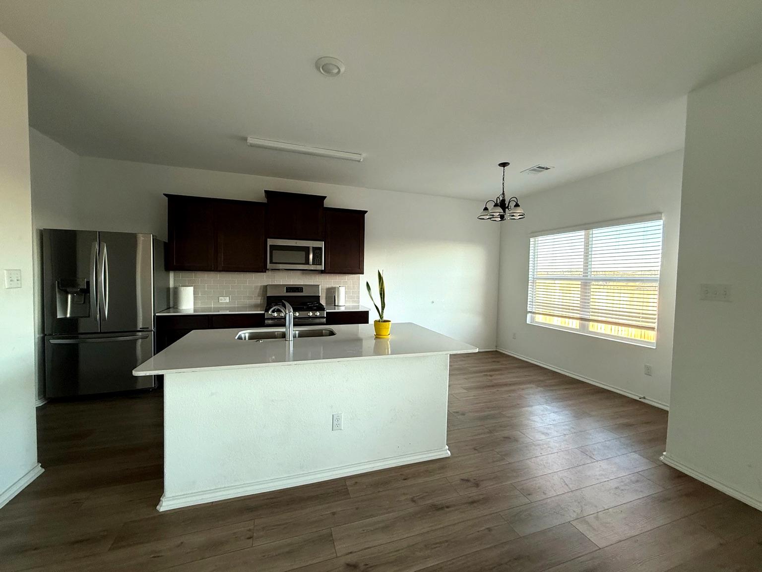 8109 Copper Prairie Bnd, Lago Vista, TX 78645