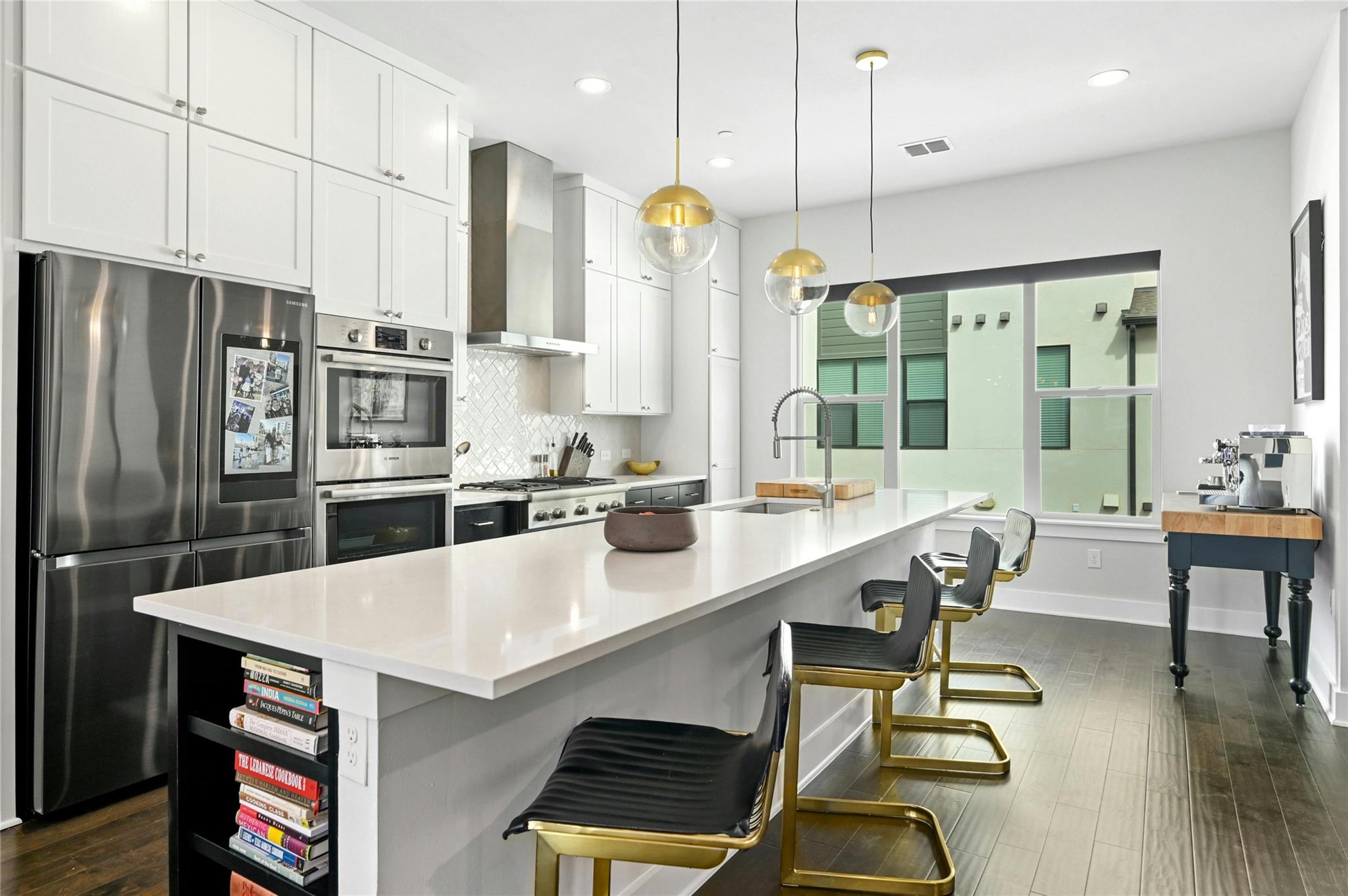 4604 Longevity Dr # 306, Austin, TX 78731