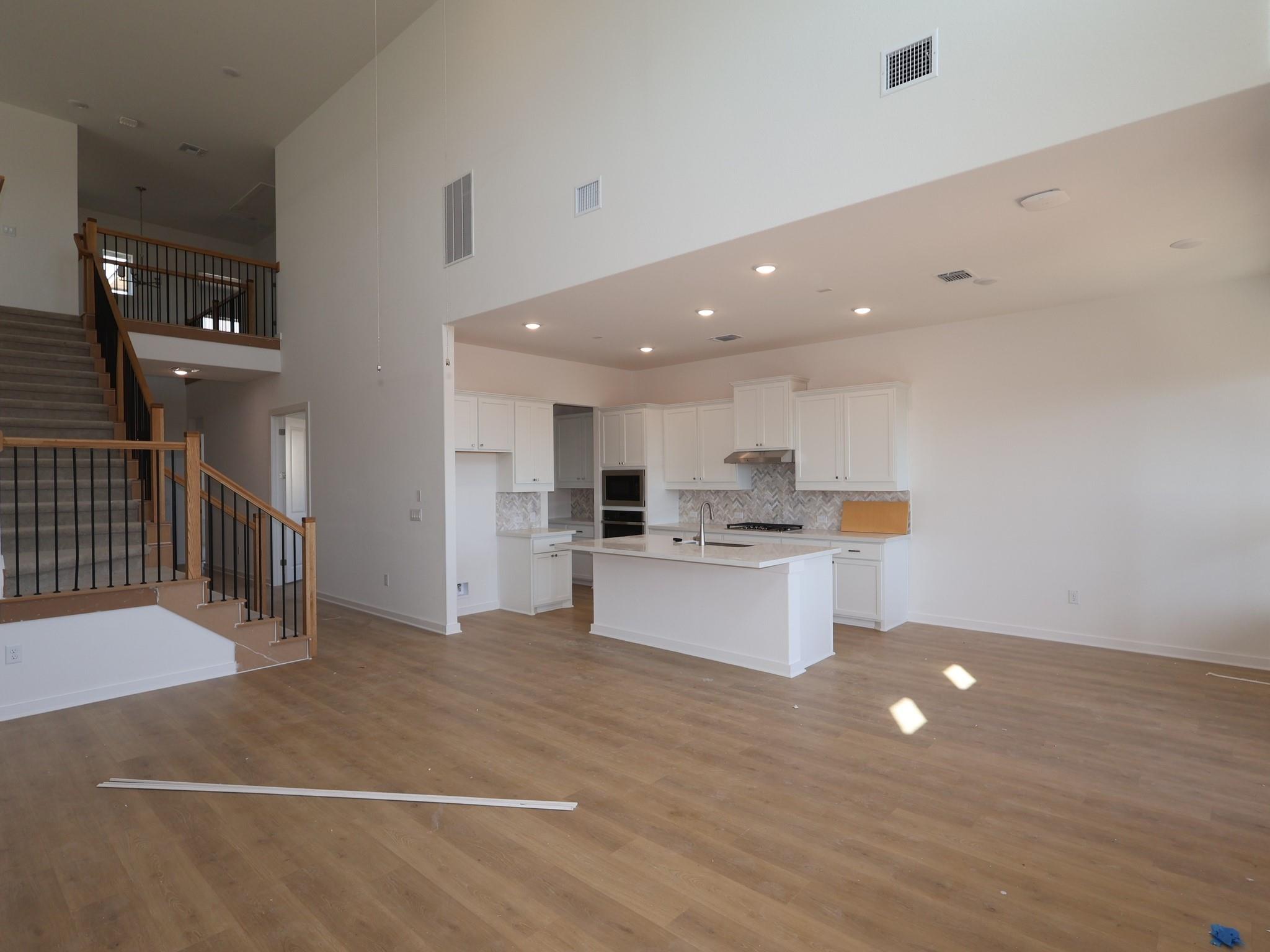 900 Purmela St, Leander, TX 78641